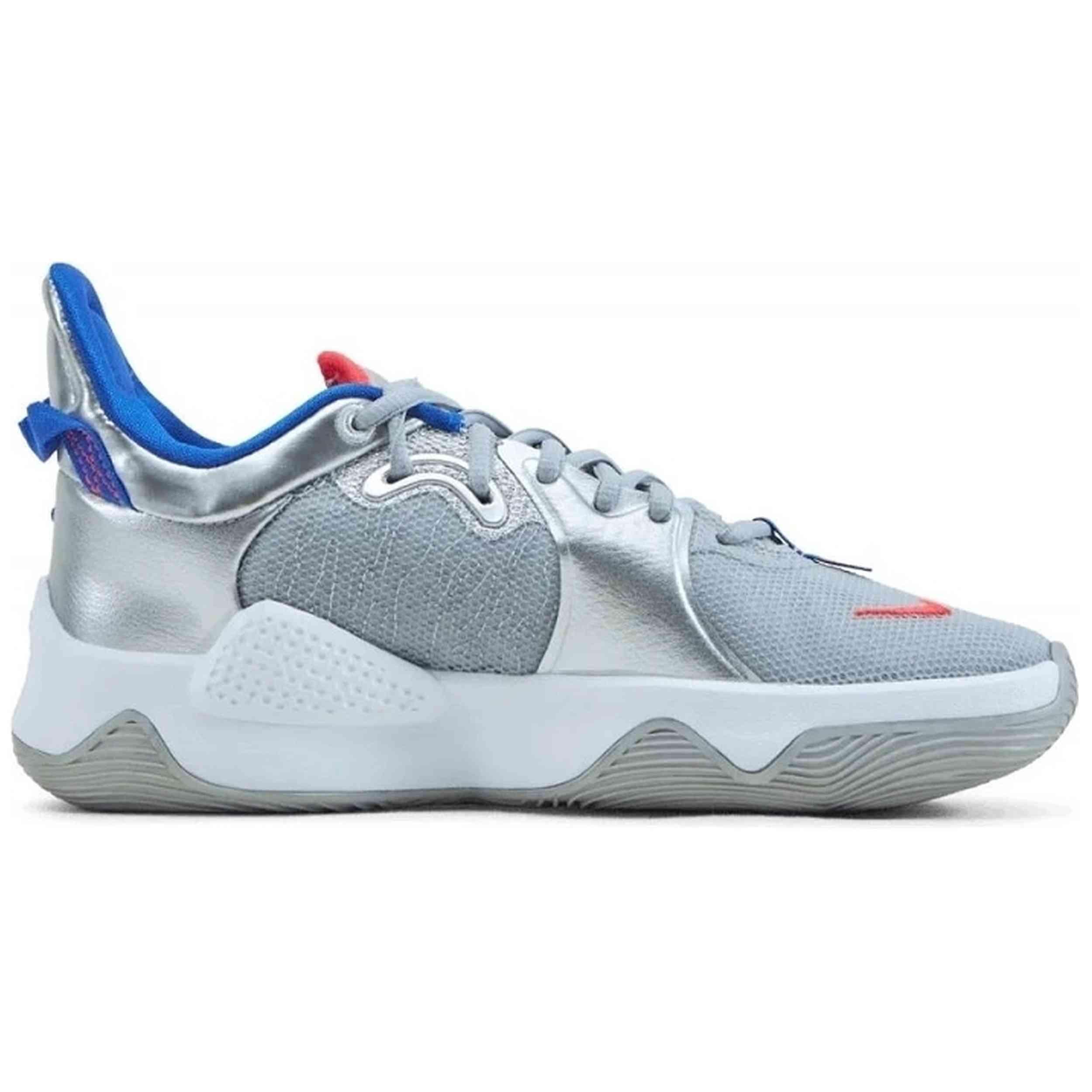 Scarpe da basket Nike modello CW3143 005 per uomini 4/5