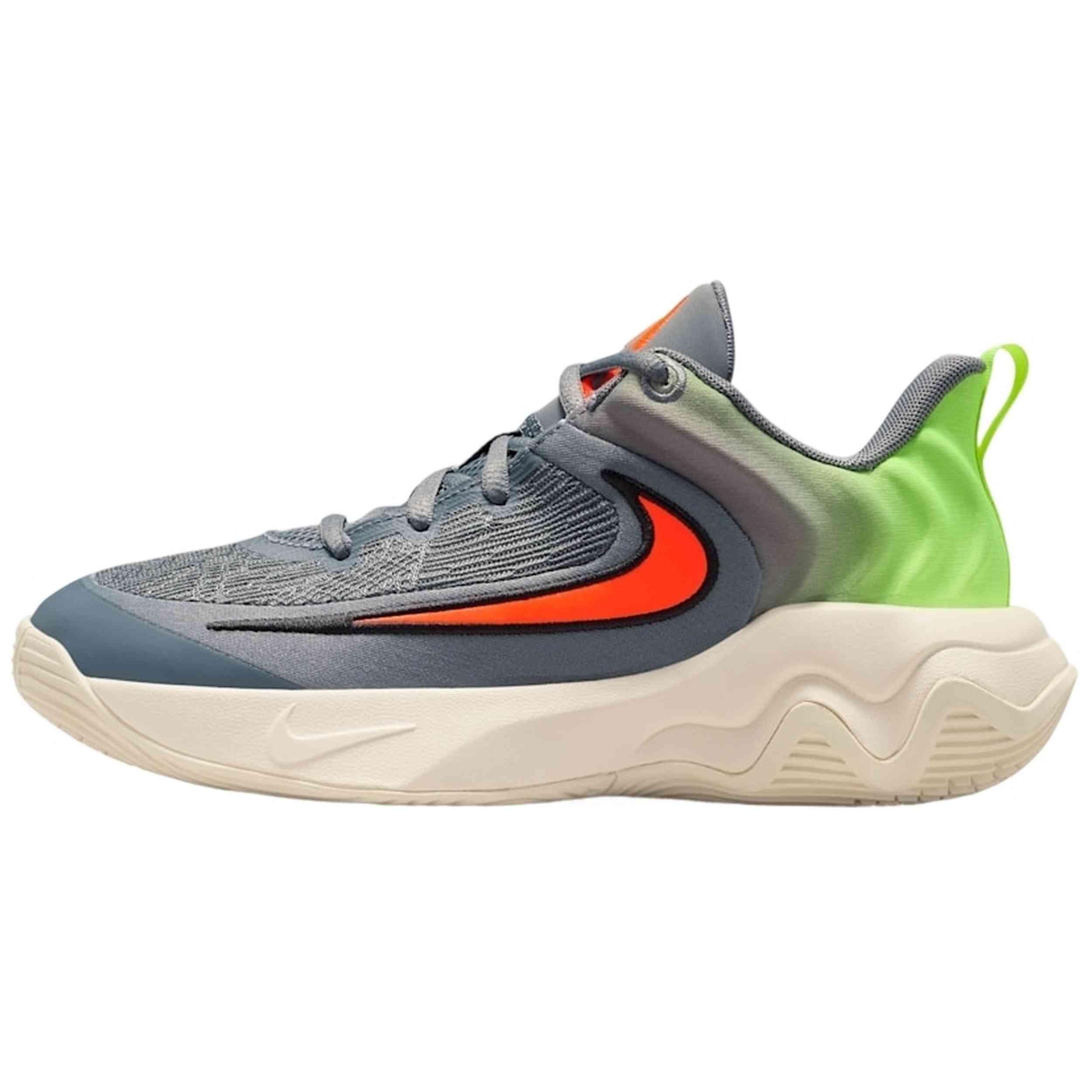 NIKE picture