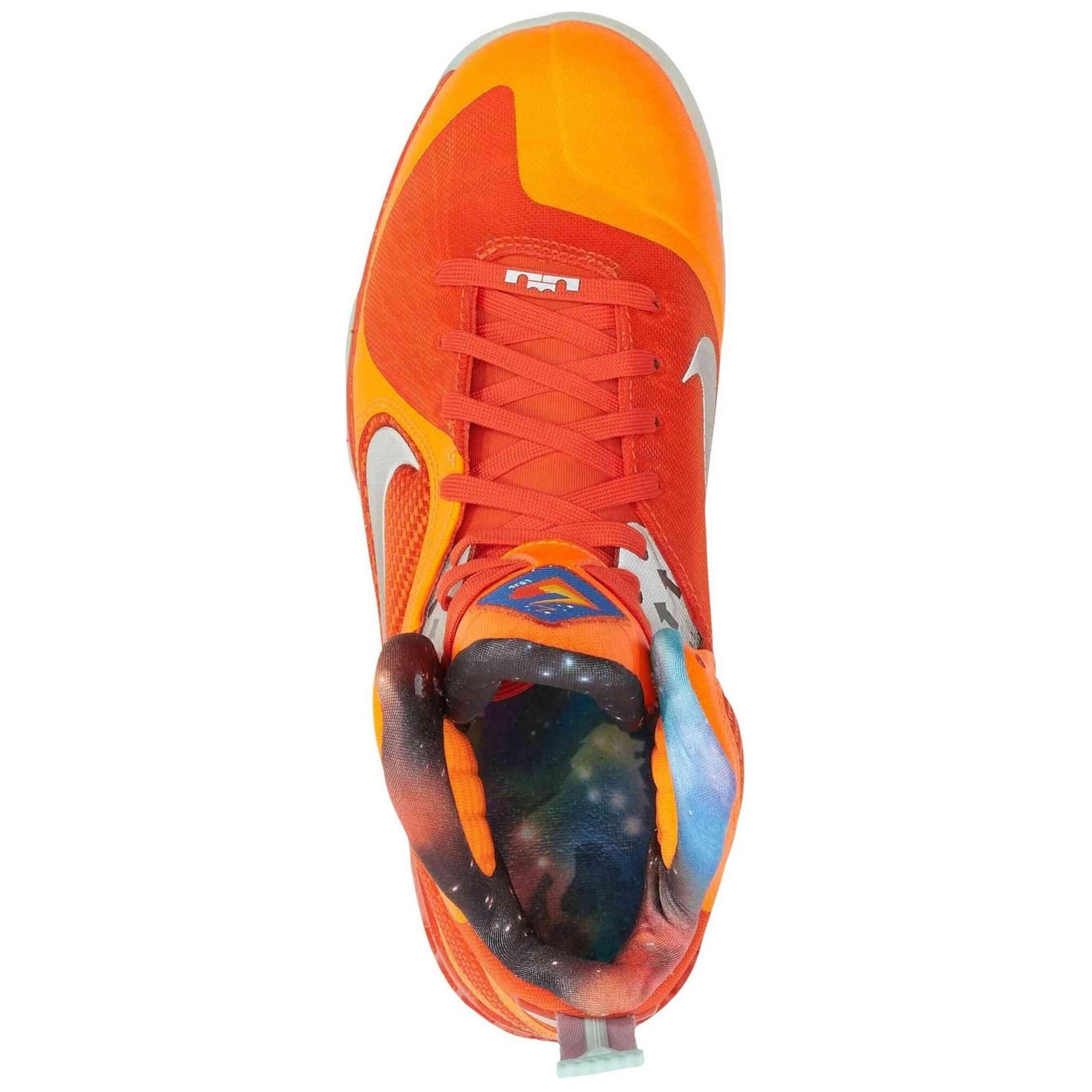 Scarpe da basket Nike modello DH8006 800 per uomini 4/5