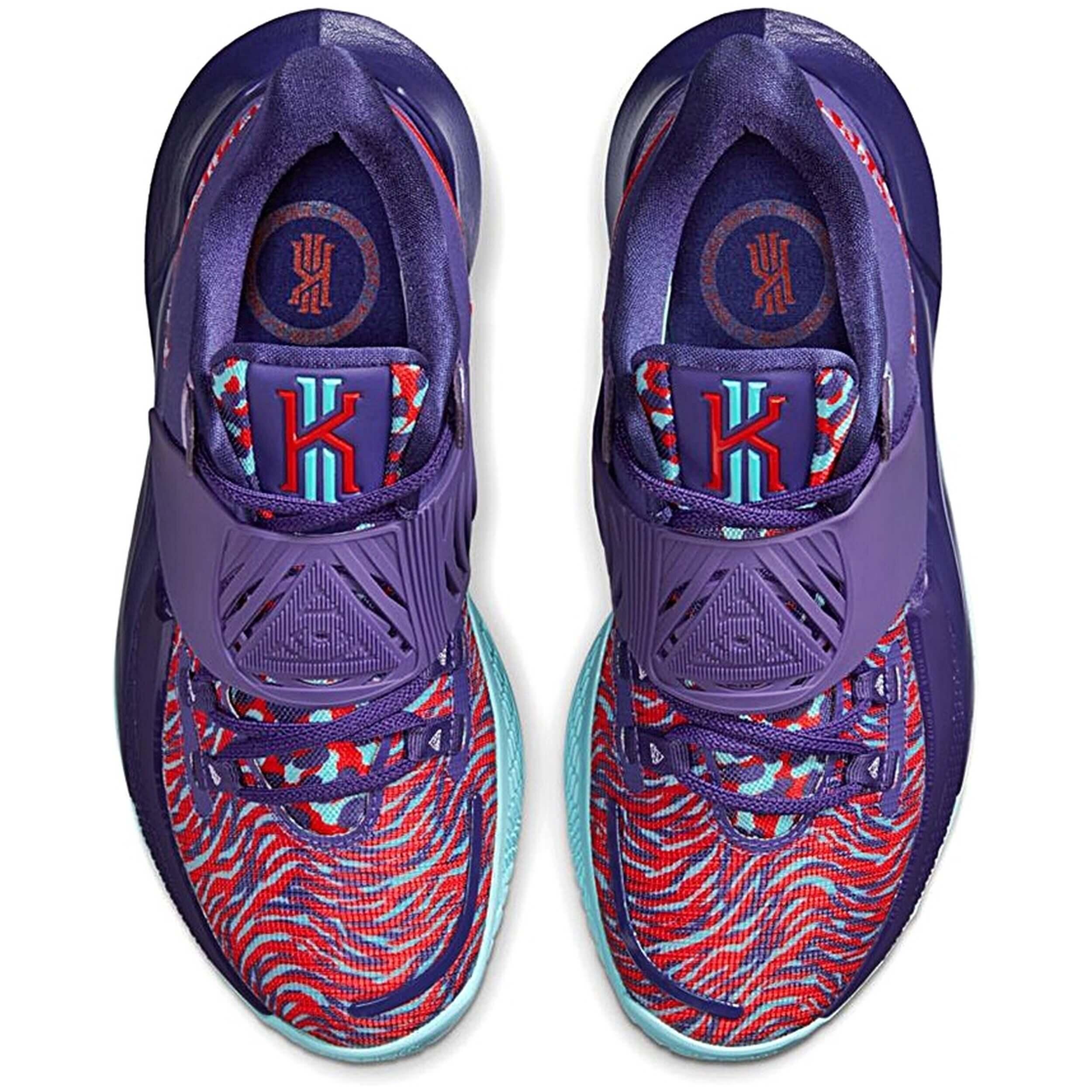 Scarpe da basket Nike modello CJ1286-500 per uomini 4/5
