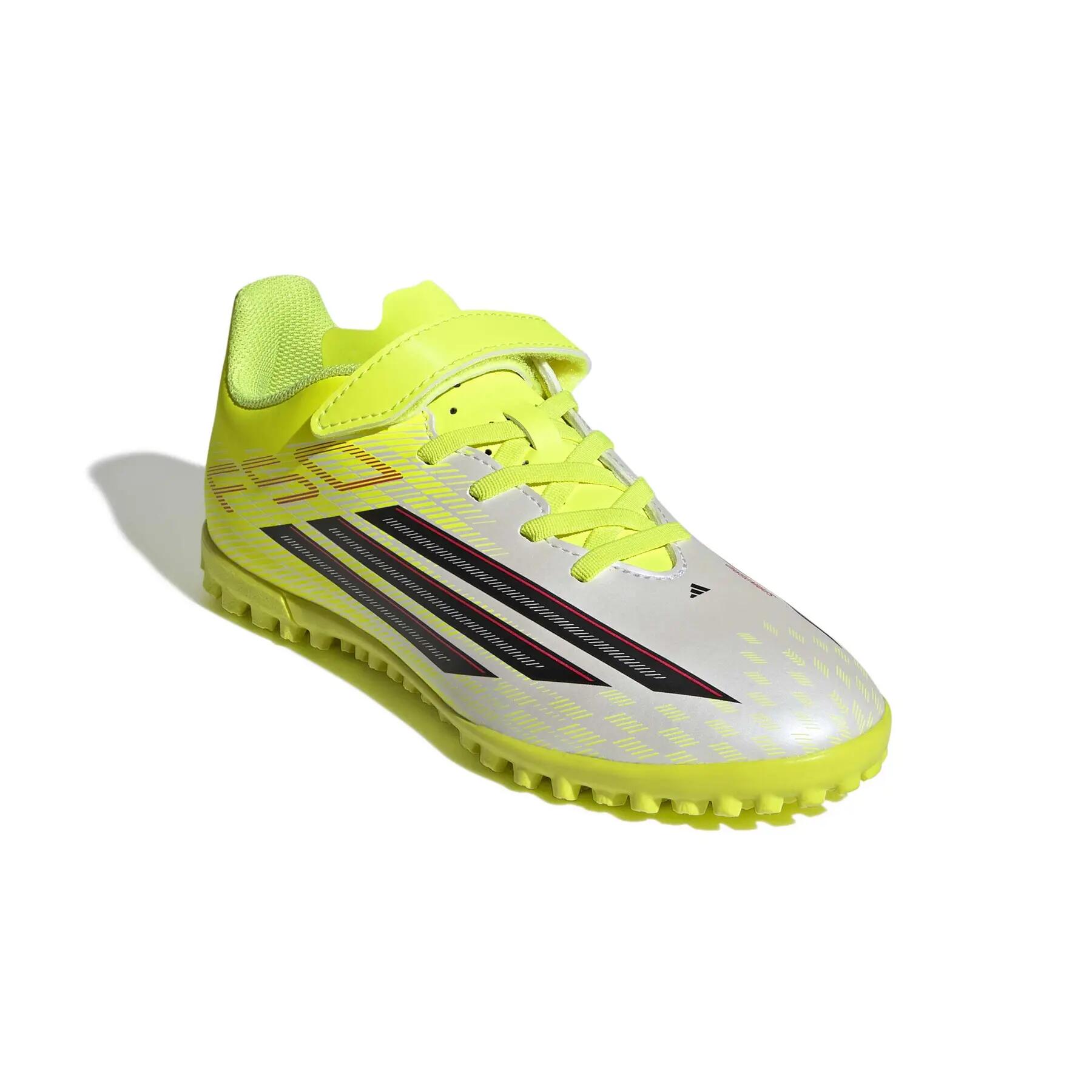 Botas de fútbol adidas F50 Club TF 5/7