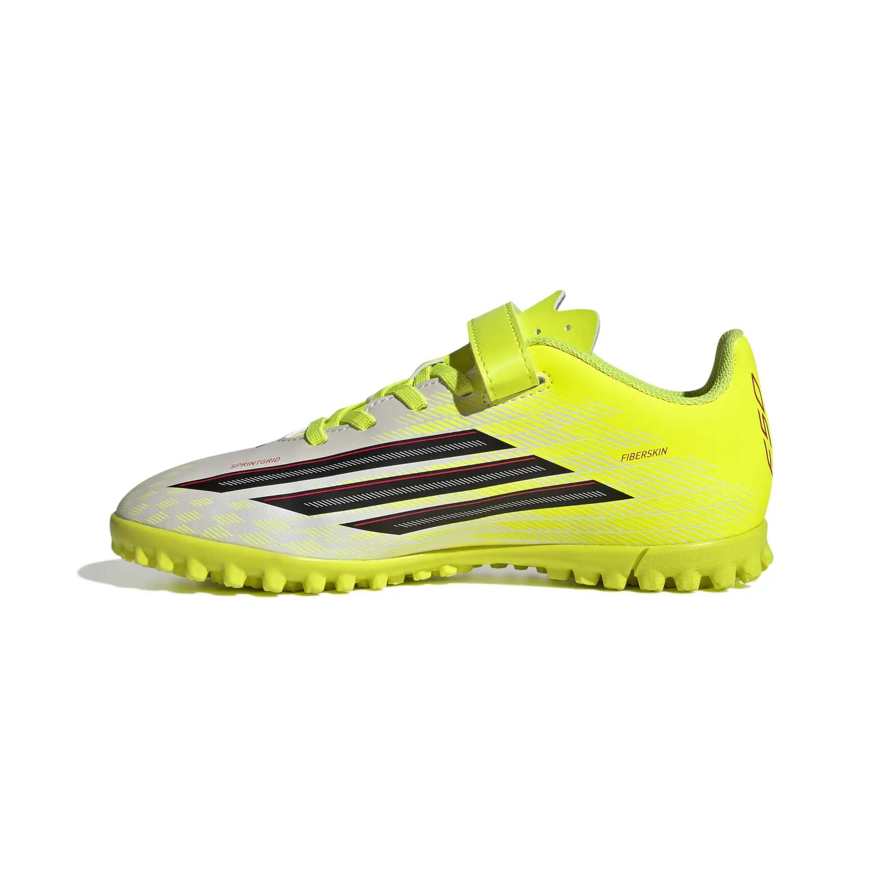 Botas de fútbol adidas F50 Club TF 4/7
