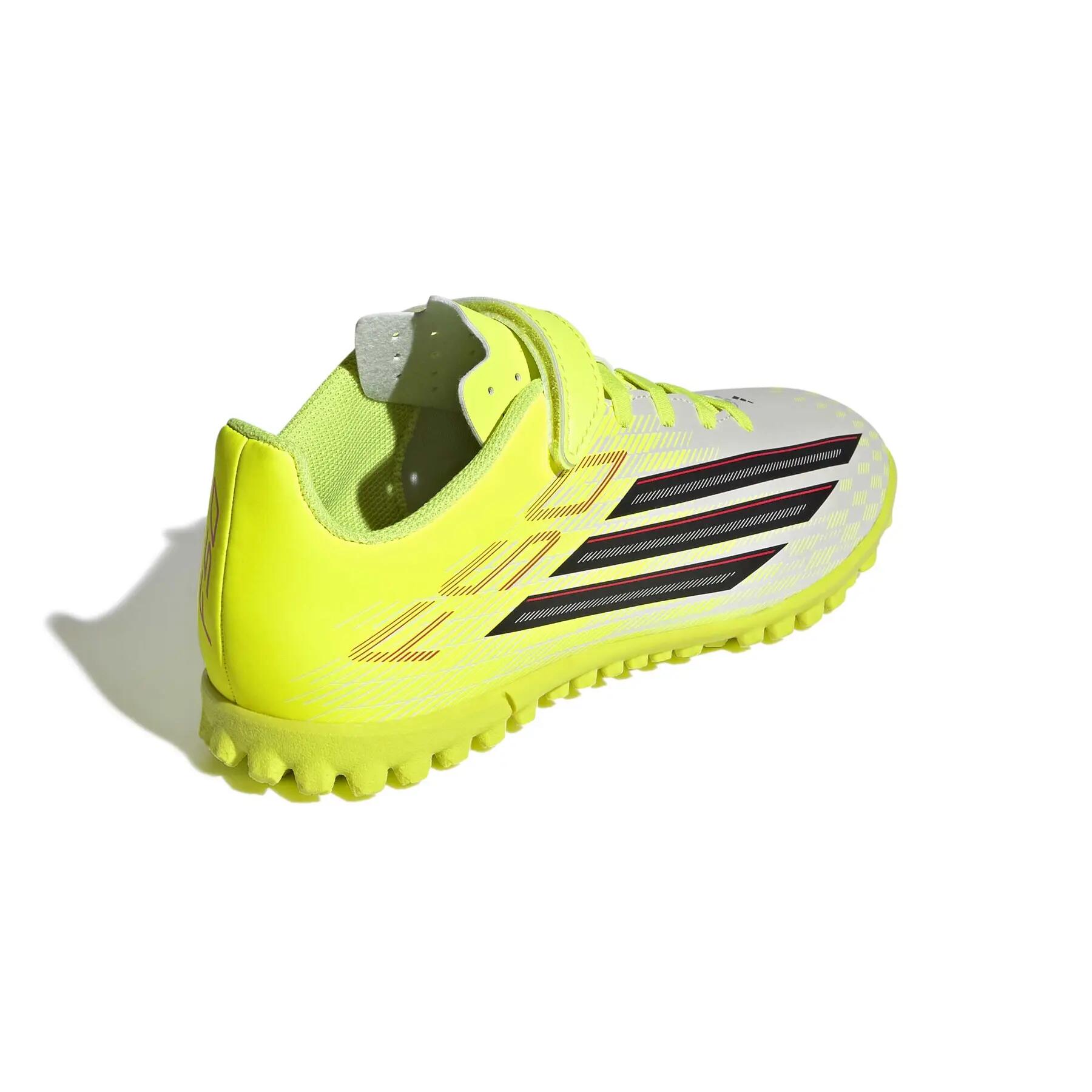 Botas de fútbol adidas F50 Club TF 6/7