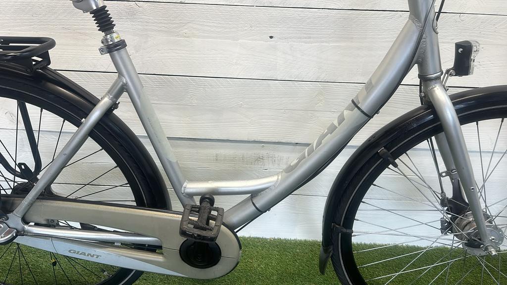 Giant stadsfiets 50 cm, 3 versnellingen, grijs 2/3