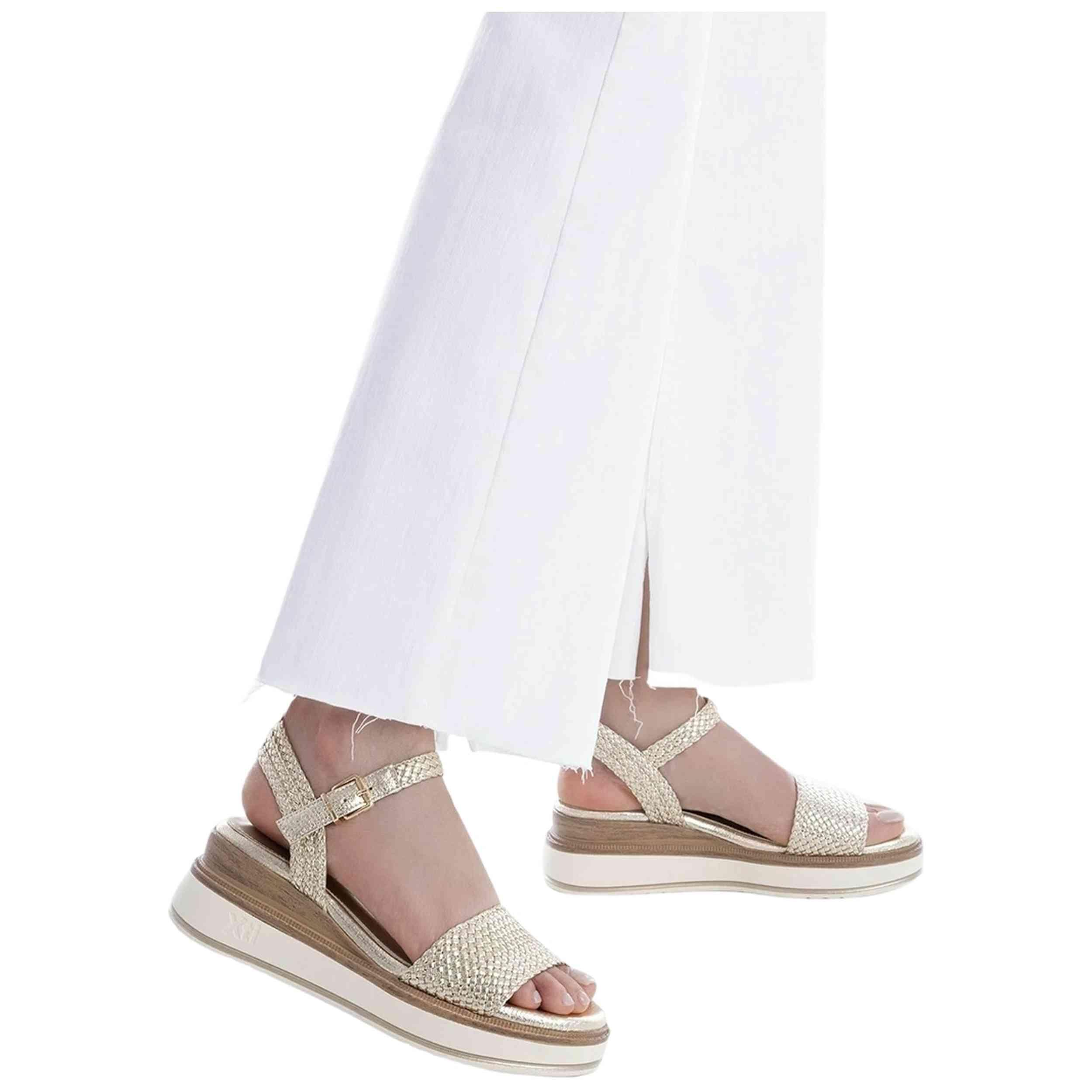 Sandales Xti modèle 145251 pour femmes 2/5