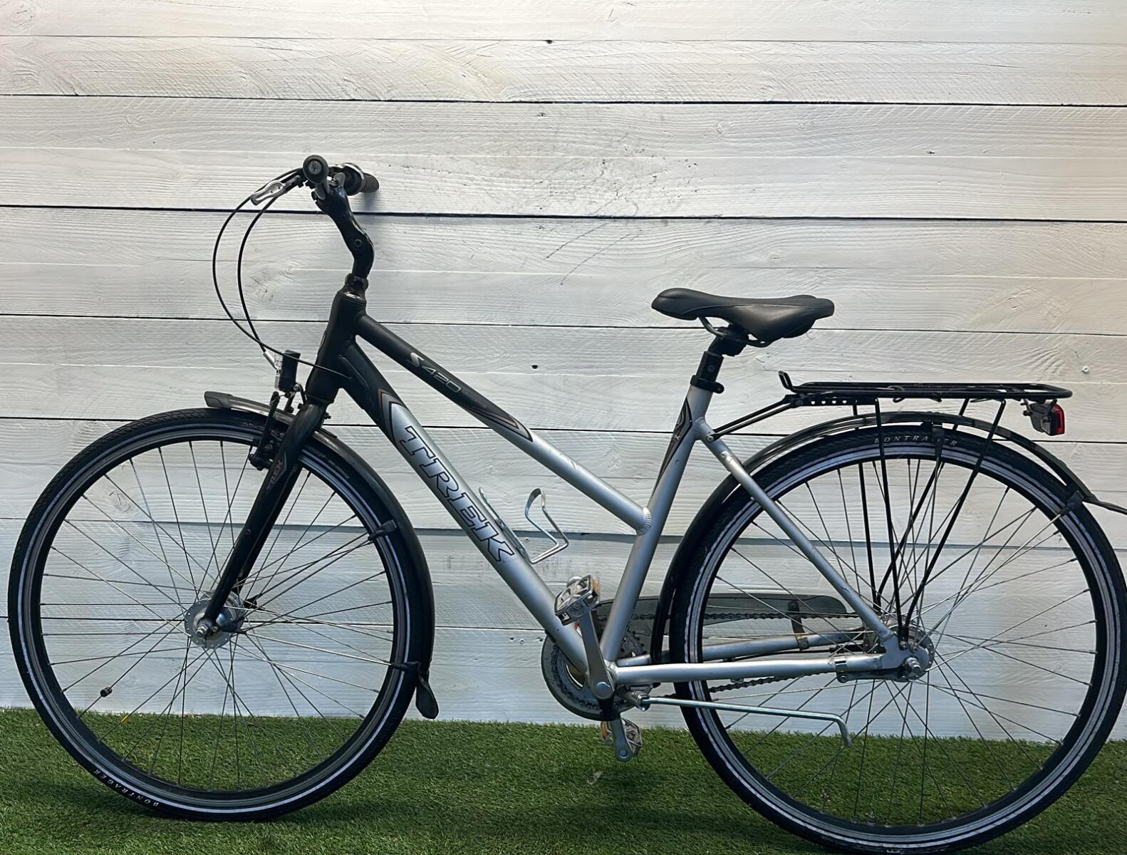 Trek stadsfiets 50 cm, 7 versnellingen, zwart 3/3