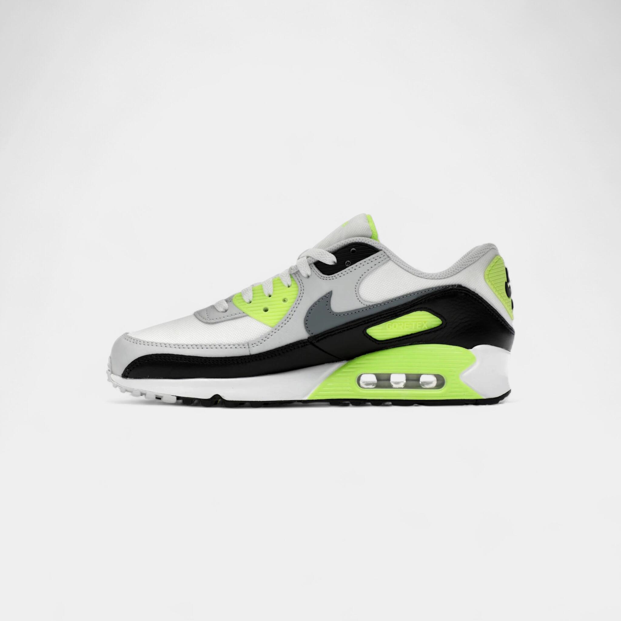 Nike Air Max 90 Gore-Tex Summit White Volt Black Cool Grey 4/4