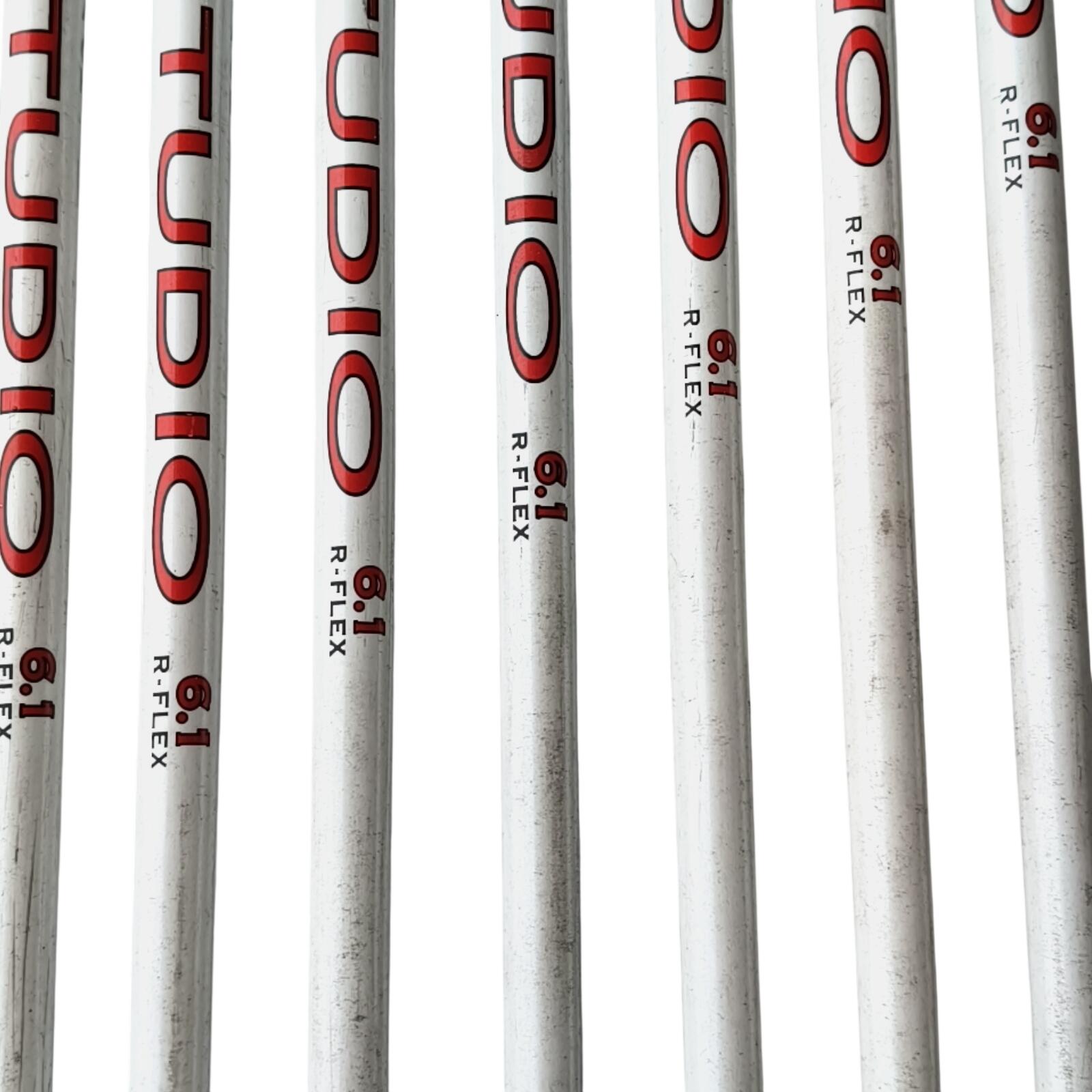 Wilson Staff D100 IJzerset / 5-PW+GW+SW / Flex Regular / Grafiet 4/7