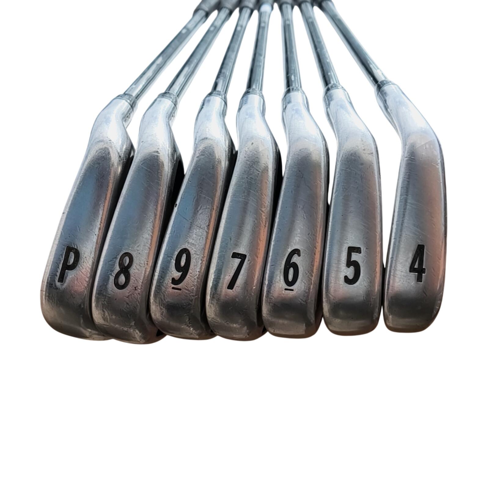 Titleist AP1 714 IJzerset / 4-PW / Flex Regular / Grafiet 2/7