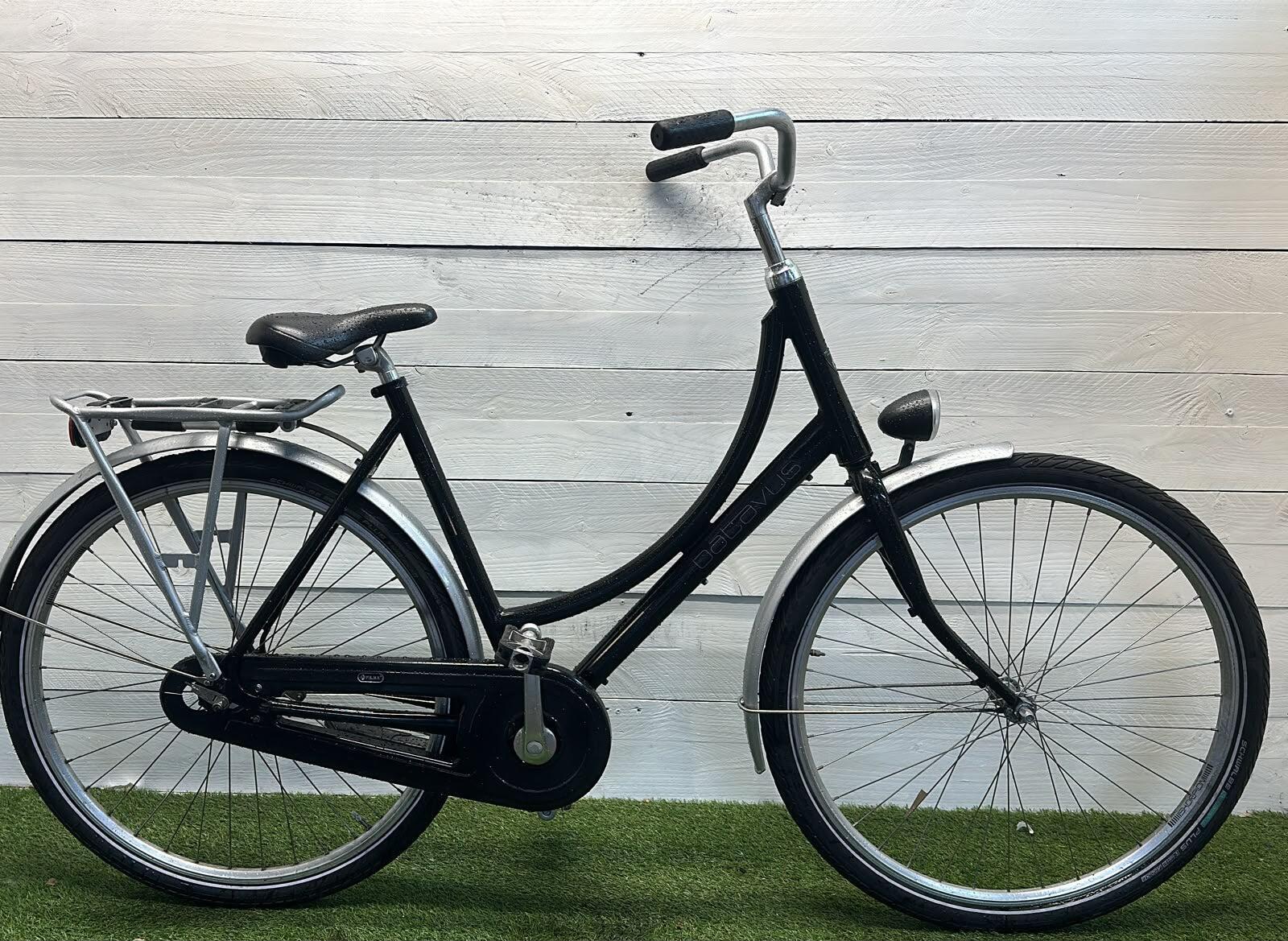 Batavus stadsfiets 28", zwart - tweedehands, nagekeken en serviced. 2/3