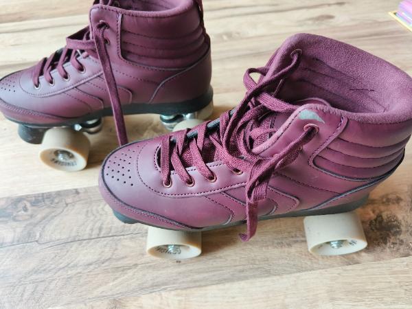 Tussen Particulieren - Rolschaatsen 2/6