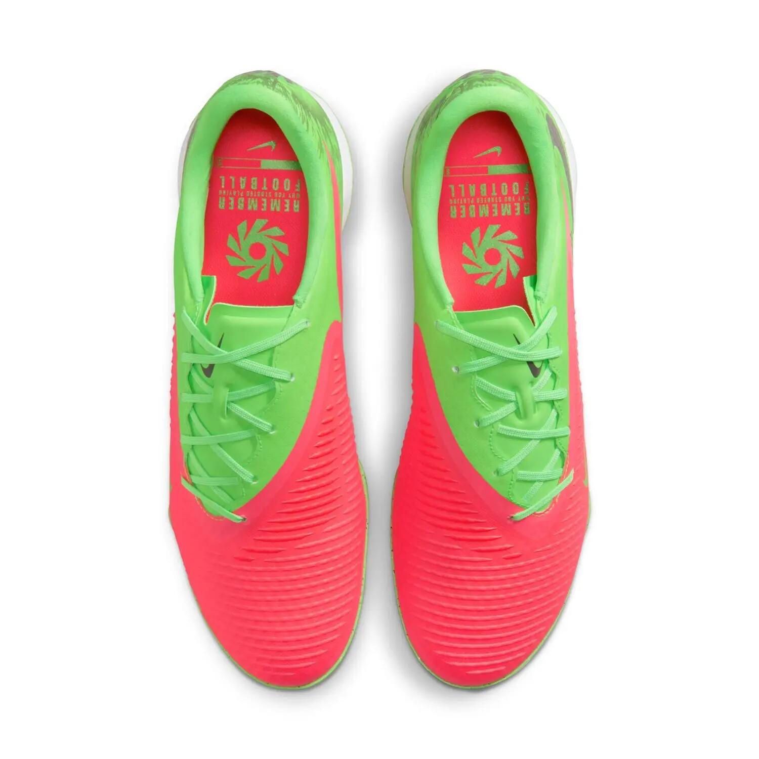 Labdarúgó cipő Nike Phantom 6 Low Academy TF Erling Haaland 6/10