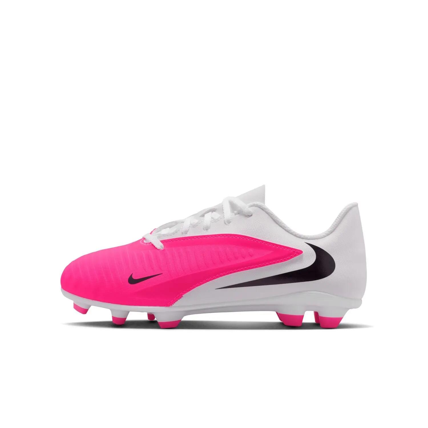 NIKE picture