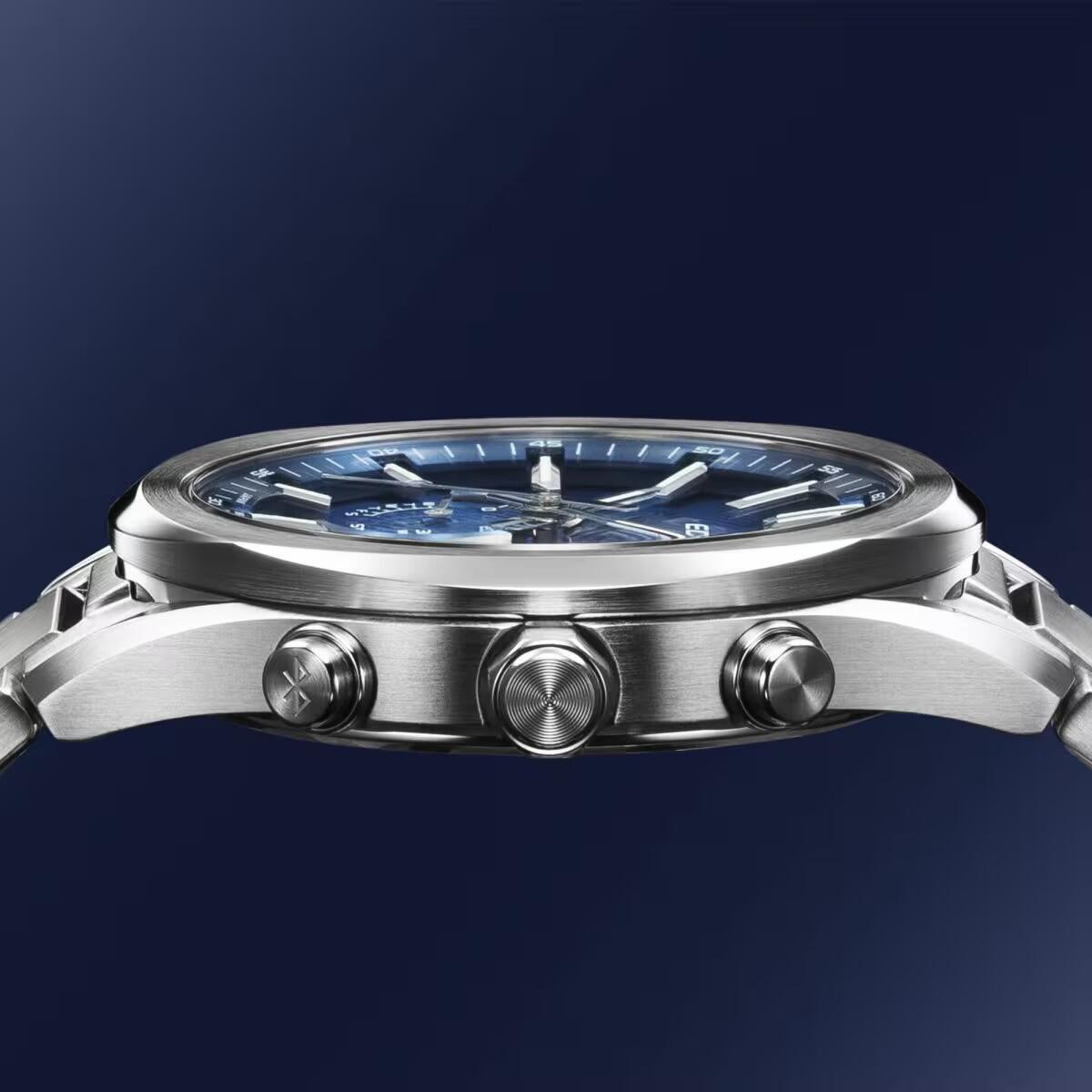 Casio Chronograaf  Horloge Zilverkleurig/Blauw EQB-1300D-2AEF 2/6