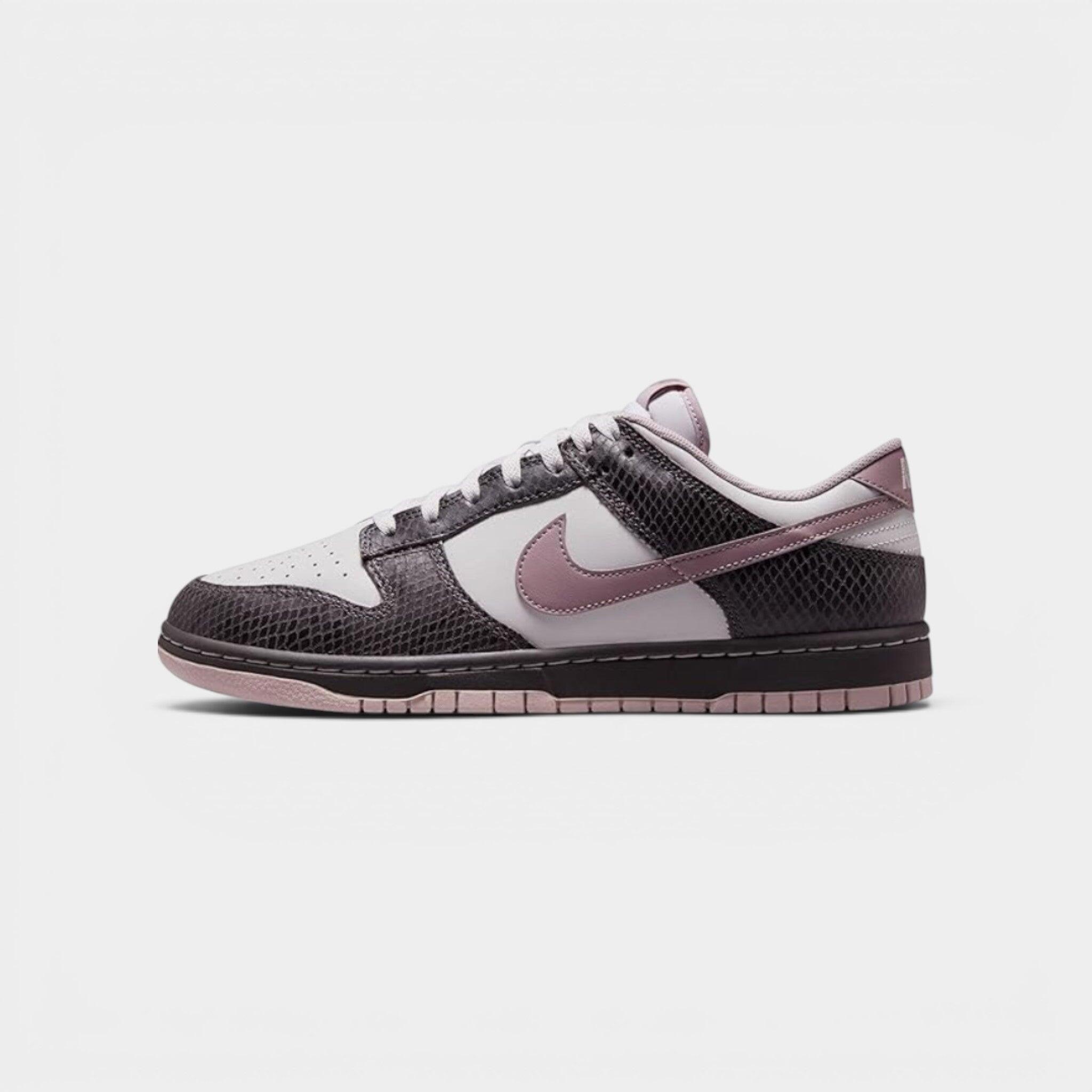 Nike Dunk Low Se 2/3
