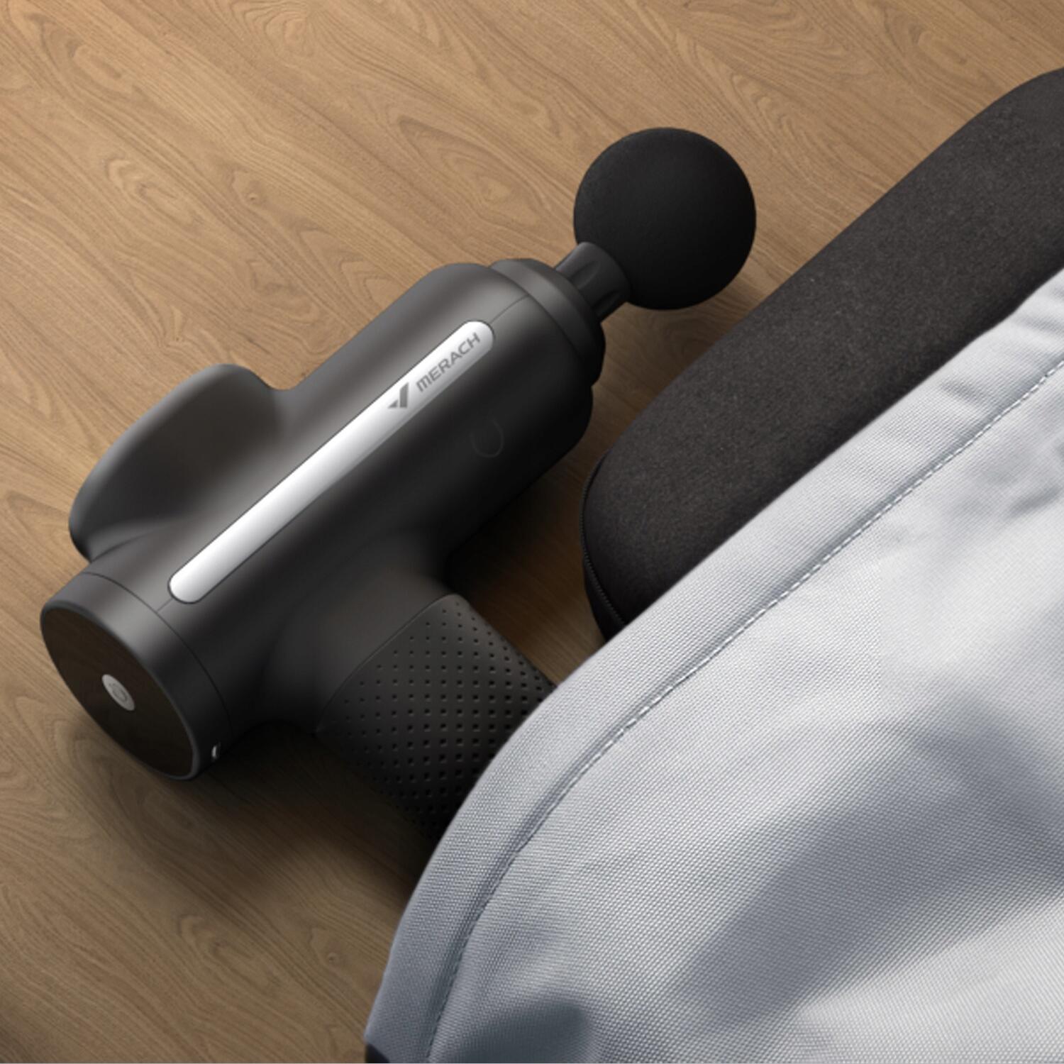 MERACH Massagepistole - 3 Stufen, 4 Aufsätze 2/7