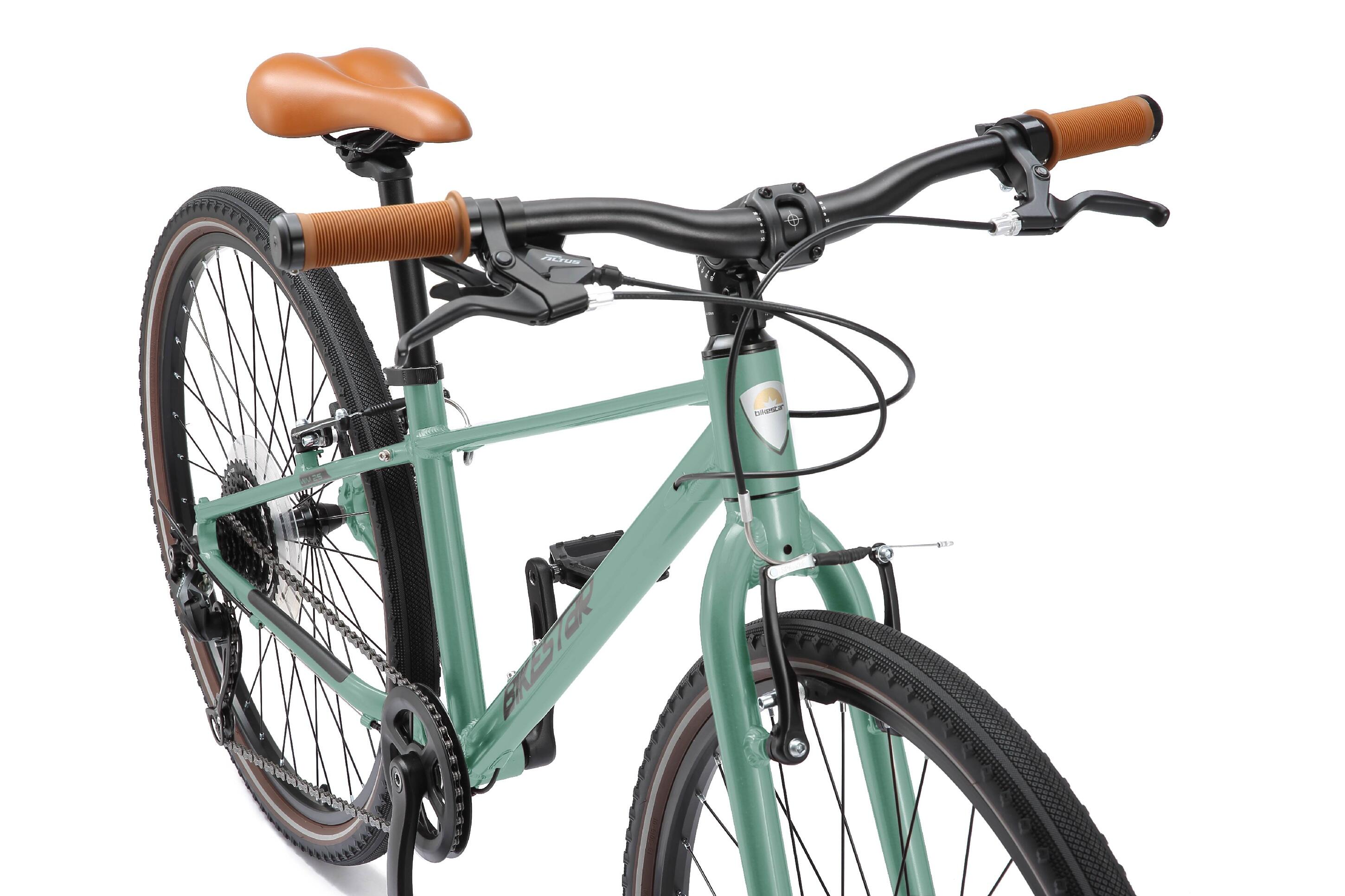 Vélo de ville 26", VTC en aluminium poids léger 10 kg, 9 vitesses Shimano 6/7