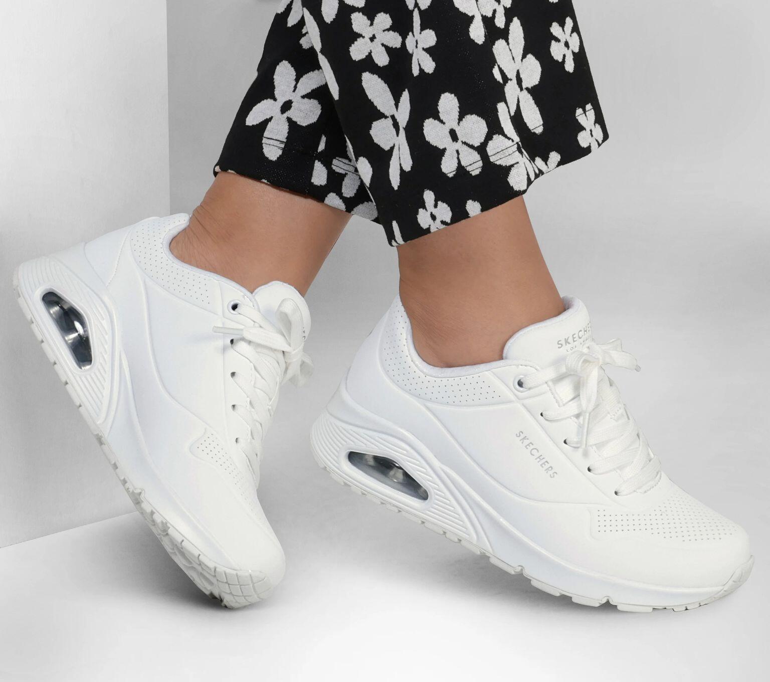 Sapatilhas de Caminhada Mulher Skechers com Atacadores 6/7