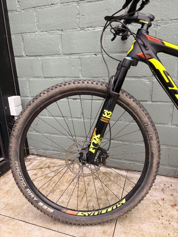 Tussen Particulieren - Scott Scale MTB size L 5/7