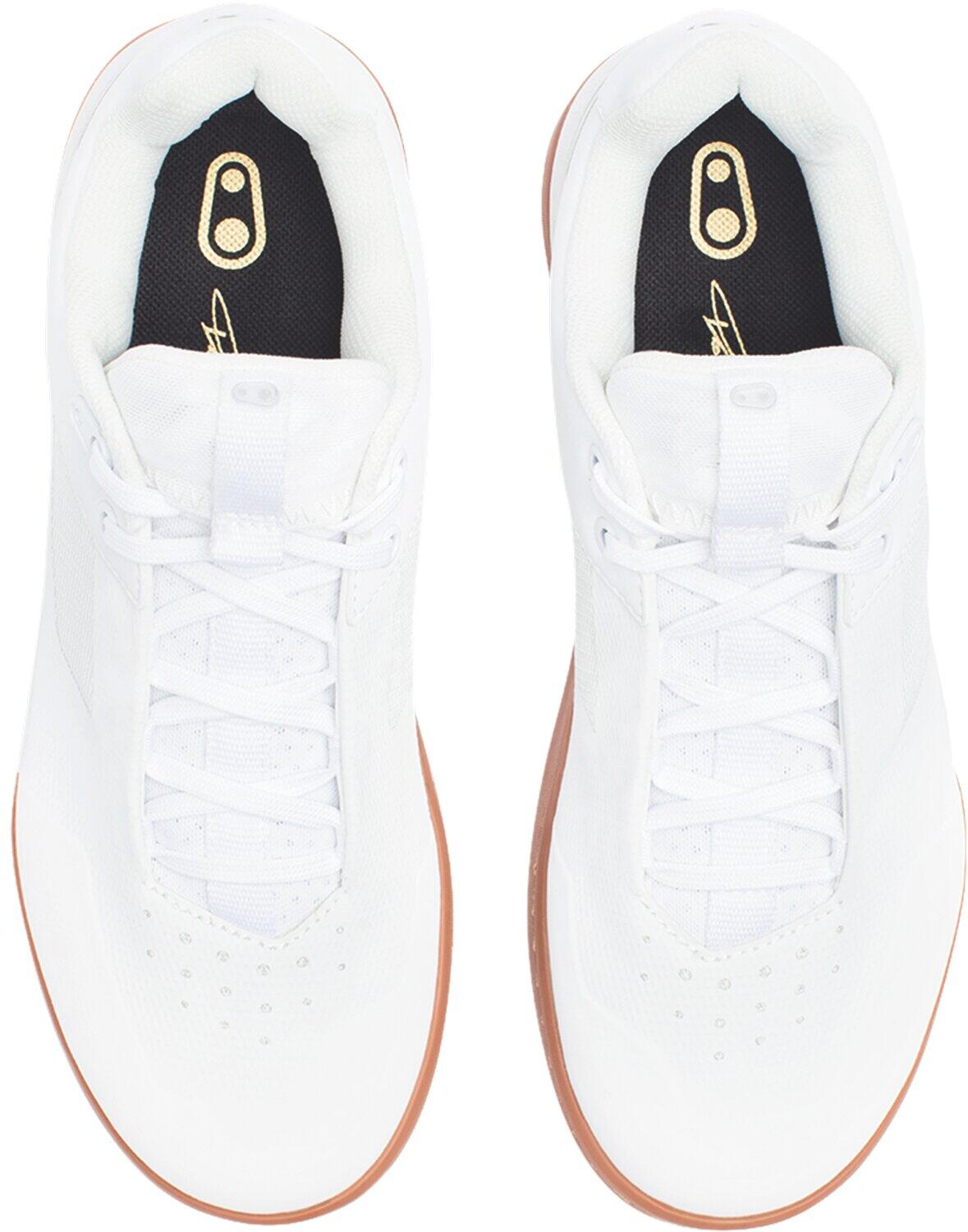 Stamp Lace Shoe 5/5