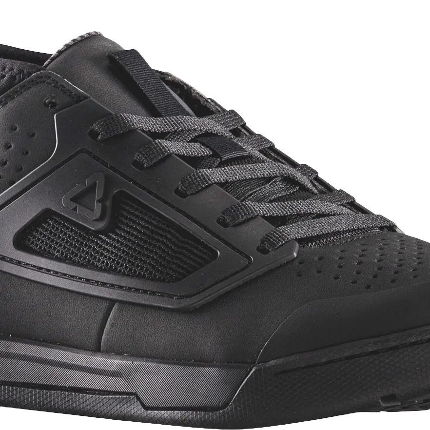 Flat 3.0 Shoe
