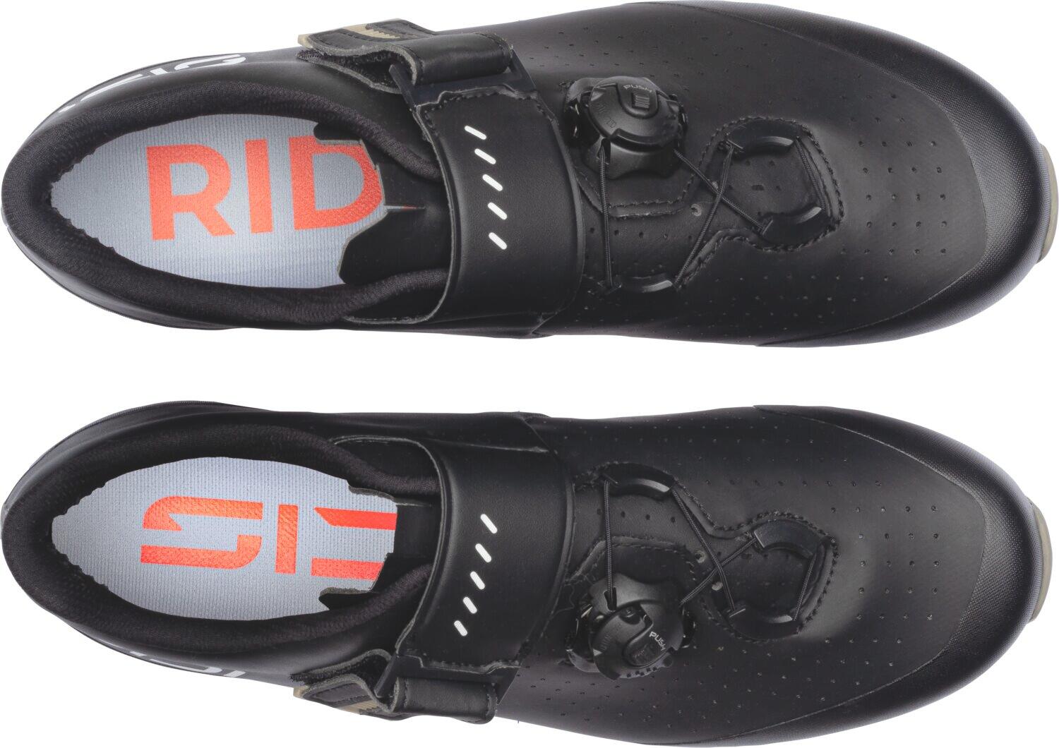 Zwarte PHYSIS-schoenen 3/6