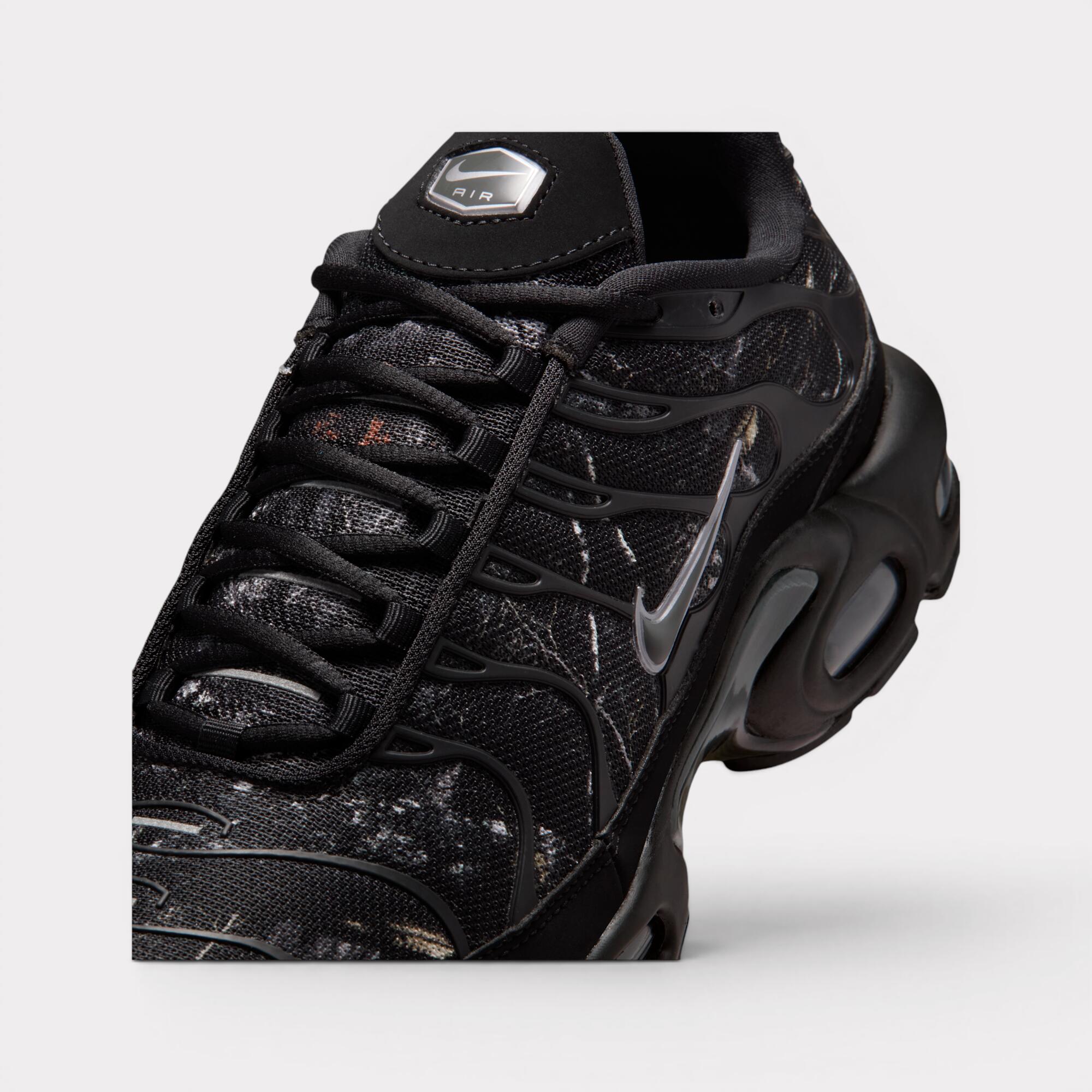 Nike Air Max Plus - Black Mint 7/7