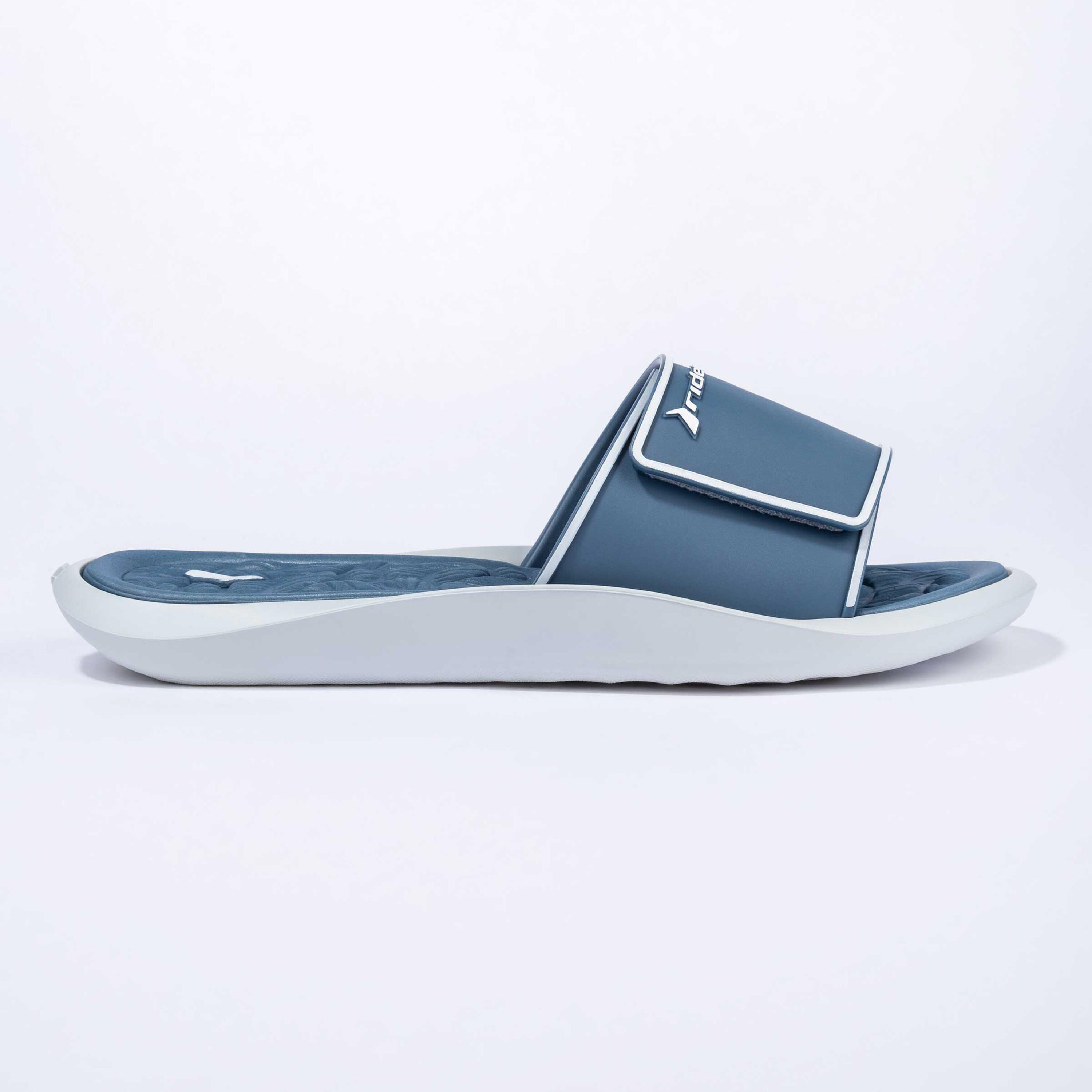 FLOAT FEM - Slides - Damen 3/4