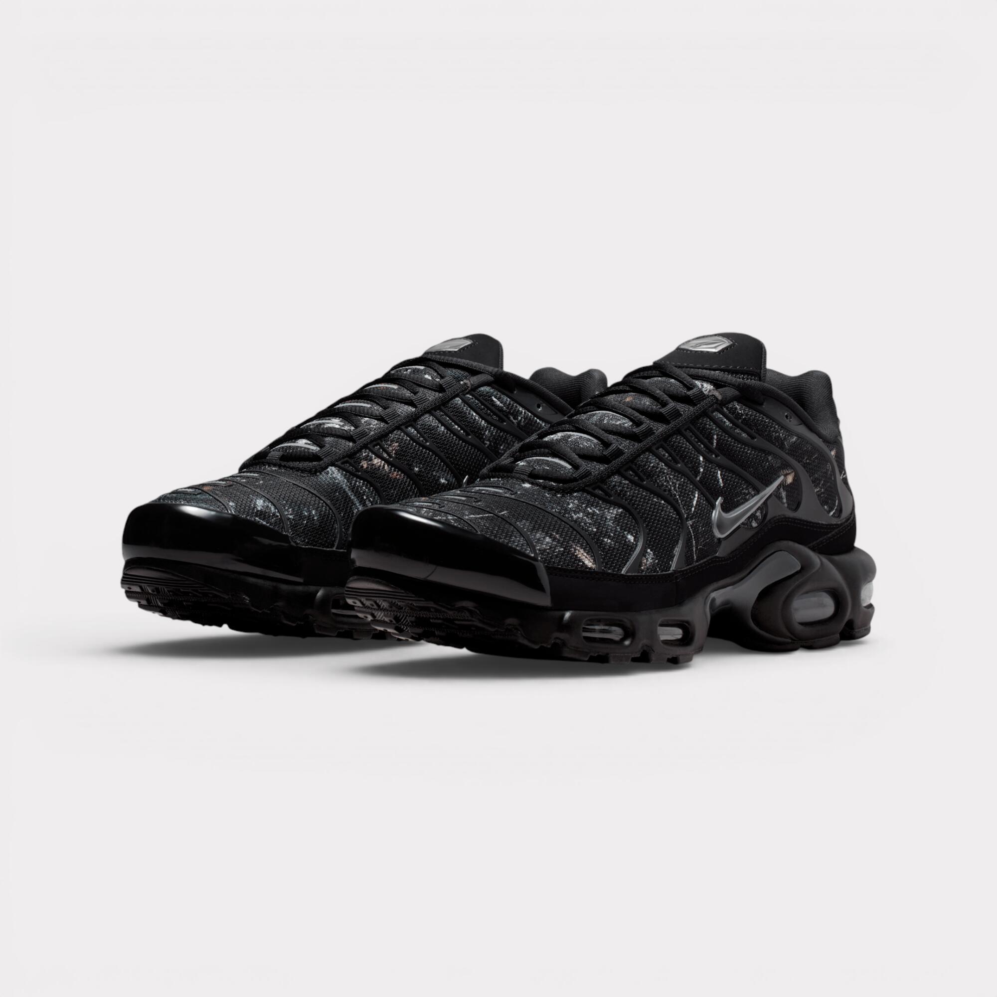 Nike Air Max Plus - Black Wood Camo 2/7
