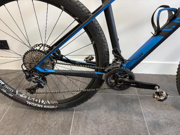 Entre Particuliers - Canyon Exceed CF SL 7.9 3/6