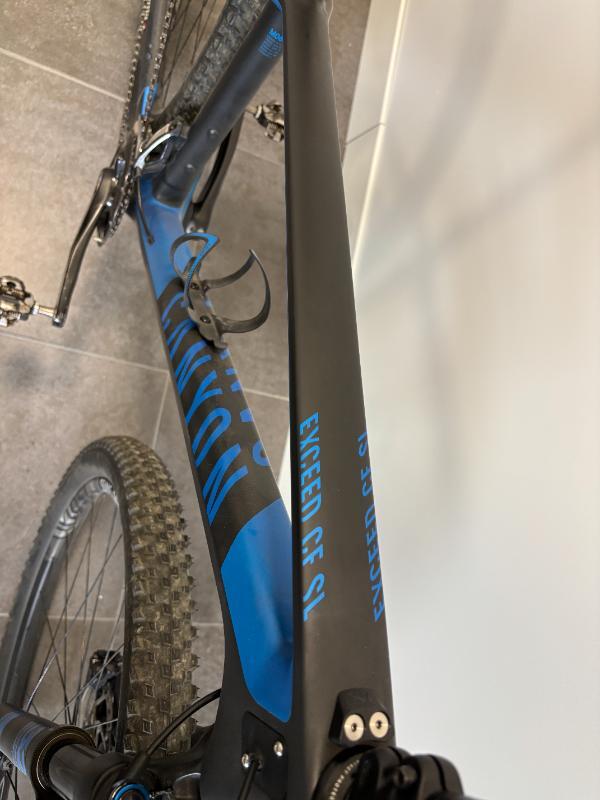 Entre Particuliers - Canyon Exceed CF SL 7.9 5/6