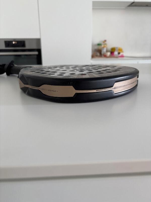 Tussen Particulieren - Babolat neuron 02 2026 4/4
