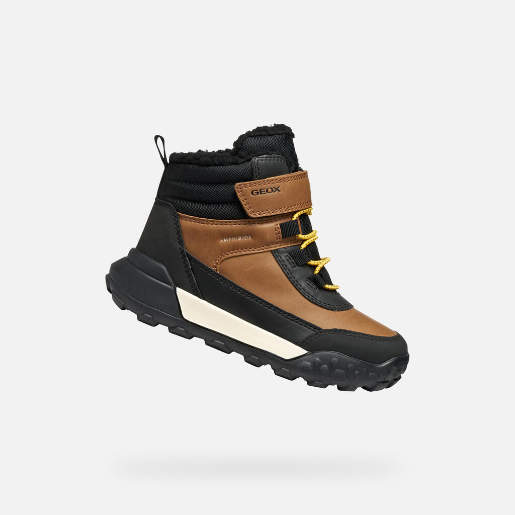 Bottes Garçon J TREKKYUP BOY B ABX Marron Clair/Noir 1/7