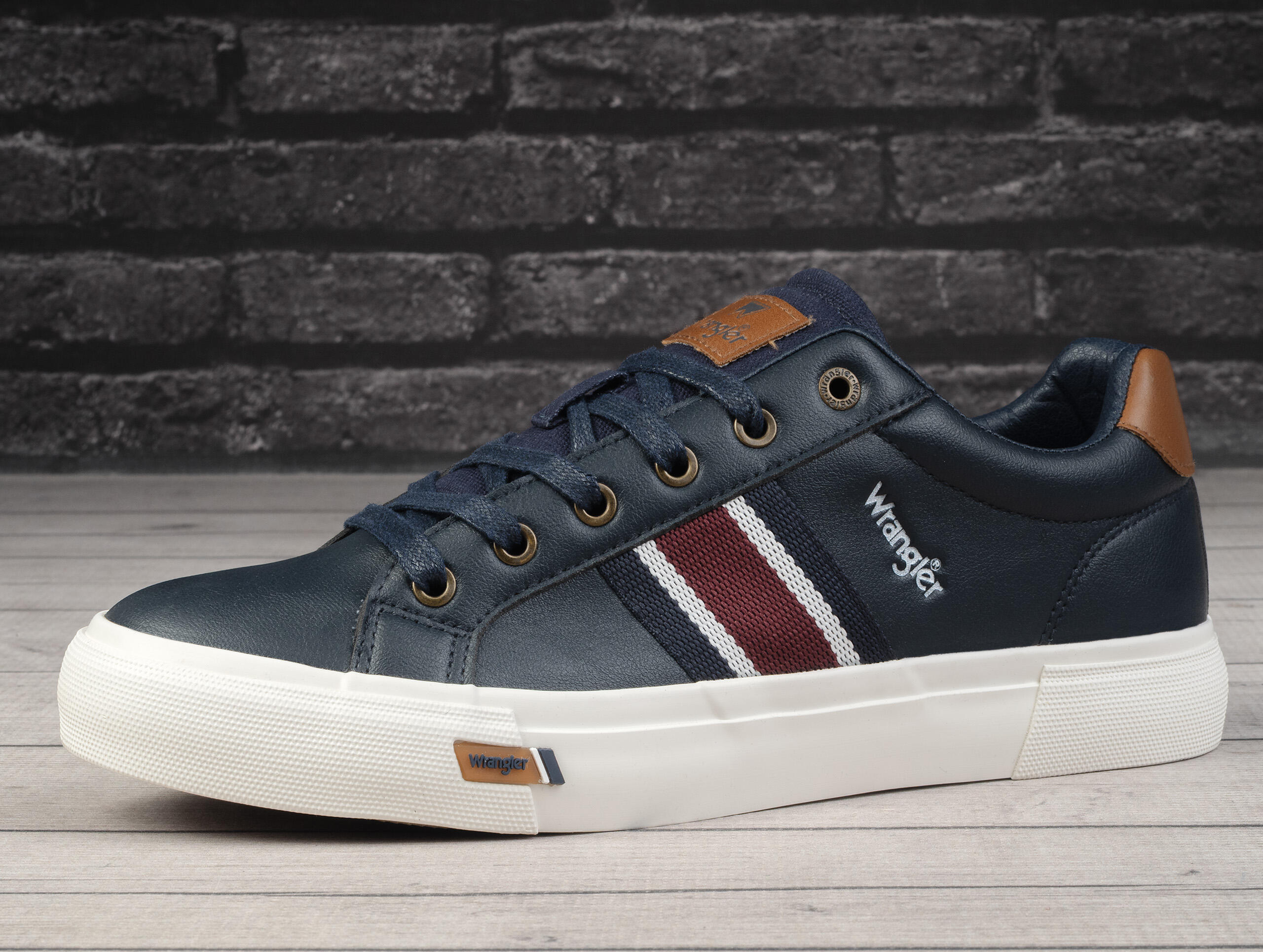 Buty męskie sportowe do chodzenia Wrangler LOGAN MEN LOW 3/6