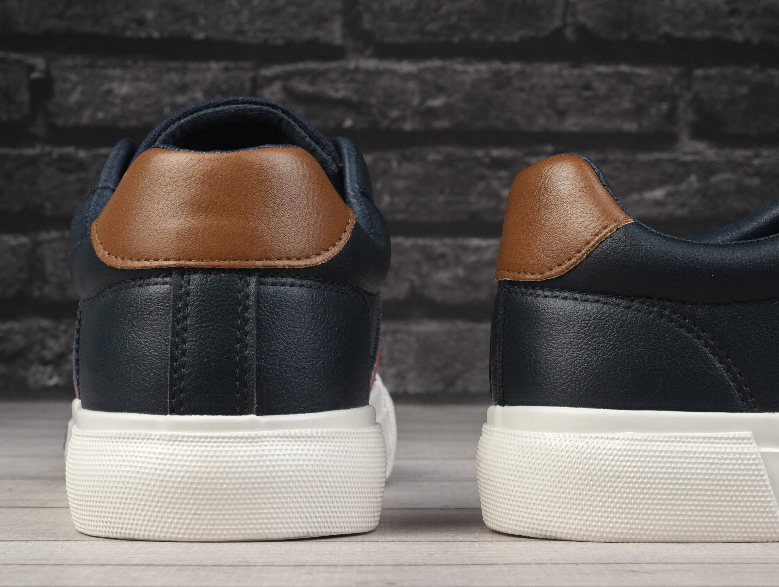 Buty męskie sportowe do chodzenia Wrangler LOGAN MEN LOW 4/6