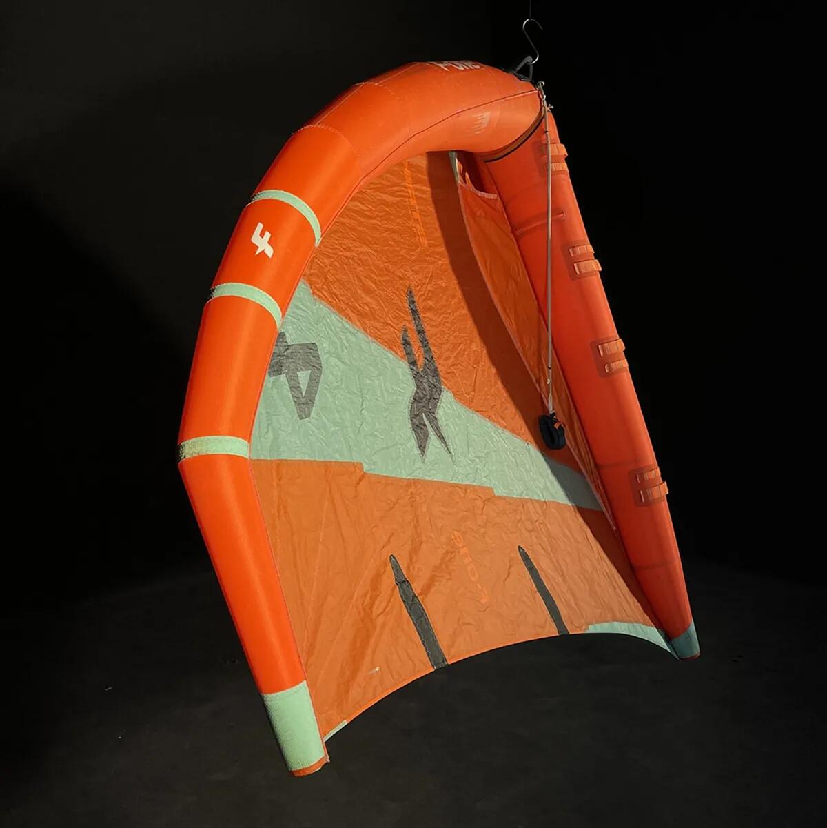 F-ONE Wing Strike V4 4.0m² 2/3