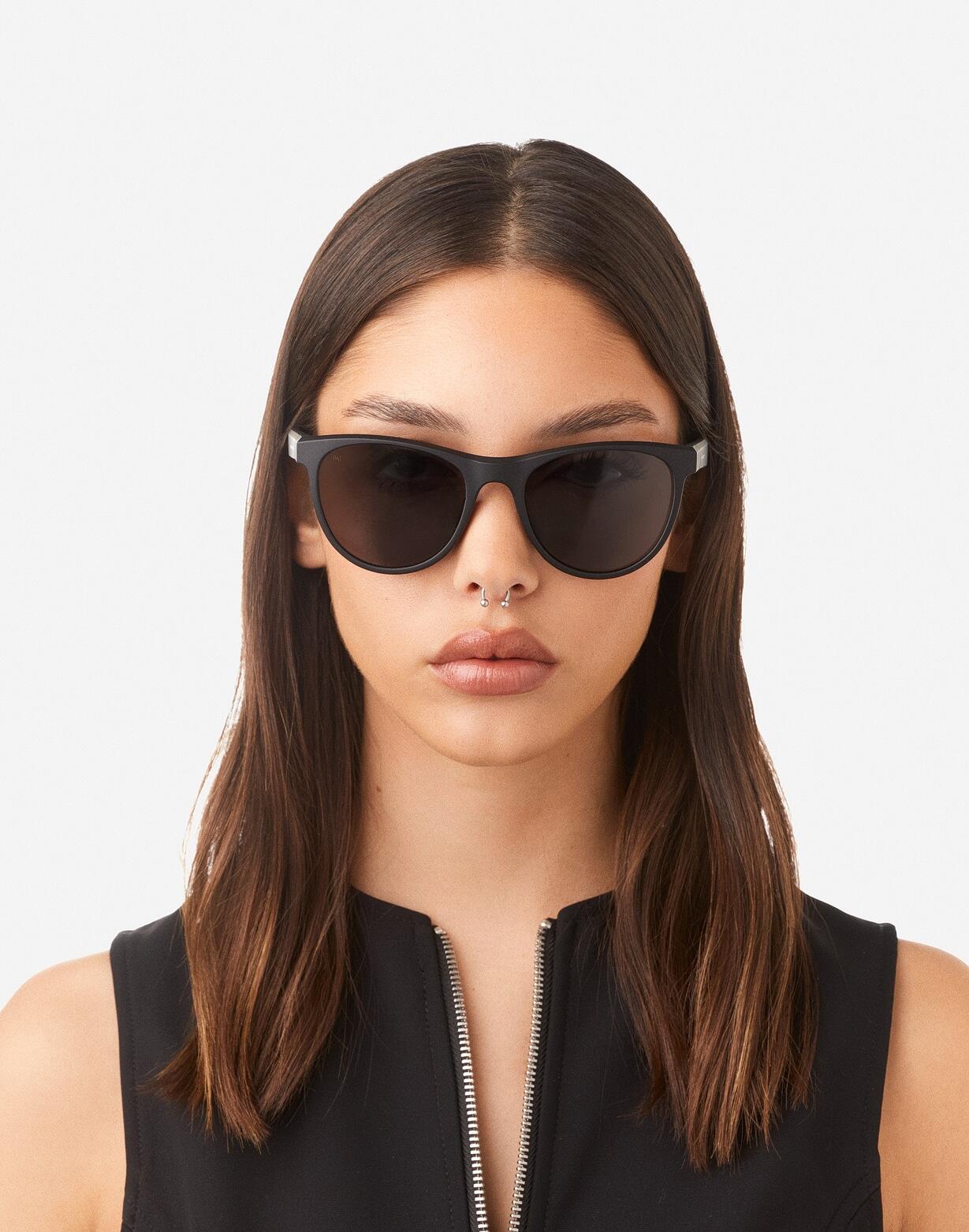 HAWKERS - Gafas de Sol para Hombre y Mujer POLARIZED BLACK DARK - TRAIL 6/8