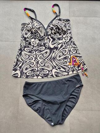 Tussen Particulieren - SUNFLAIR tankini