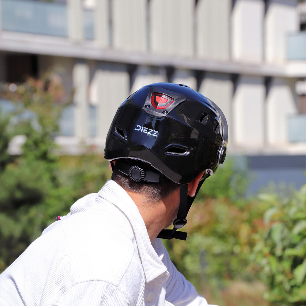 EDGE LED-fietshelm met vizier BLACK. 5/6