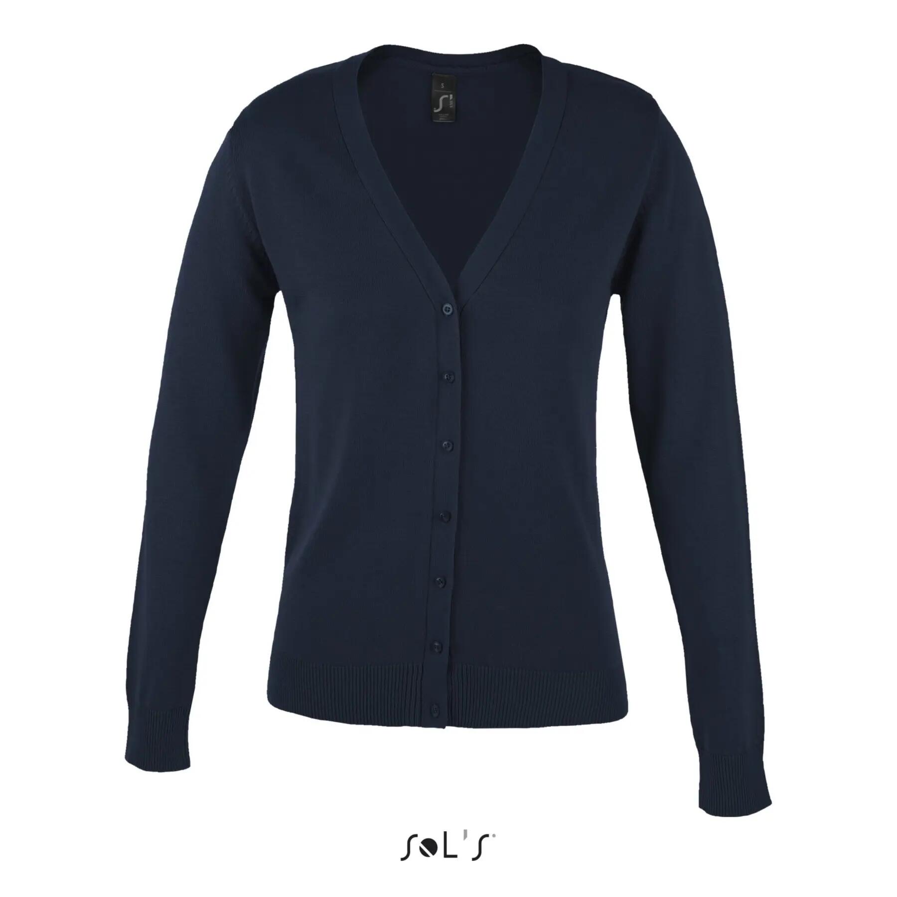blue / navy blue.