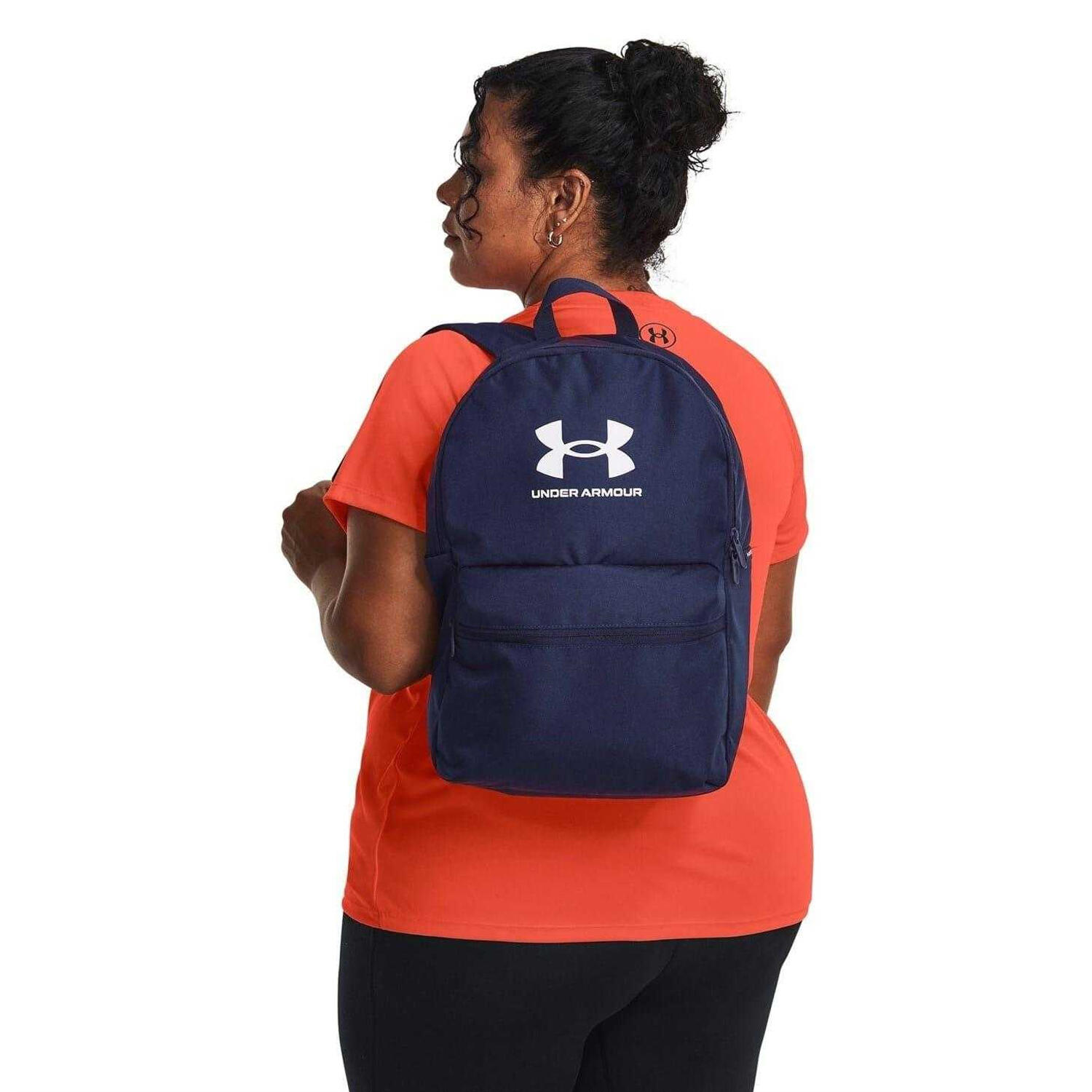 UNDER ARMOUR picture