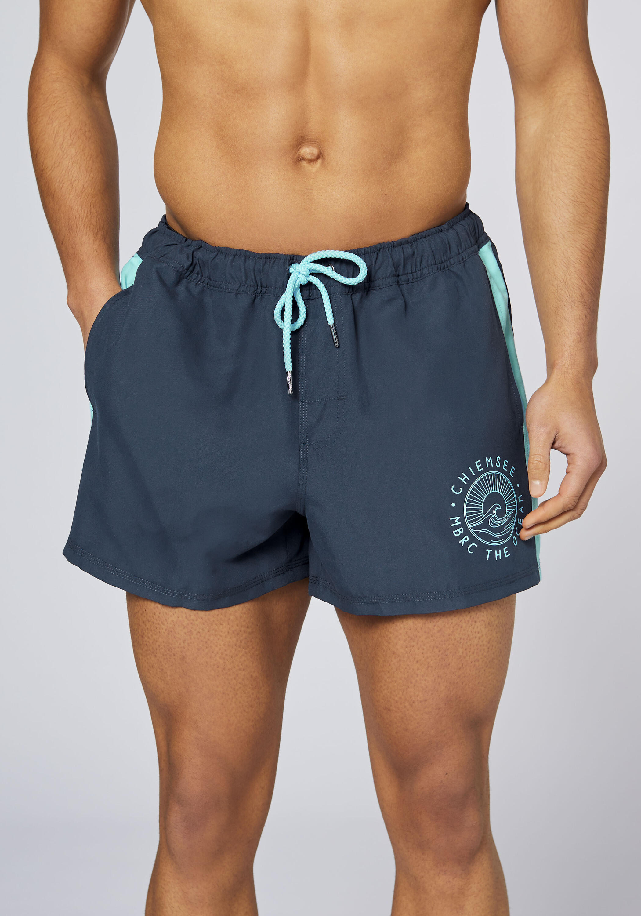Badehose aus recyceltem Material 7/7