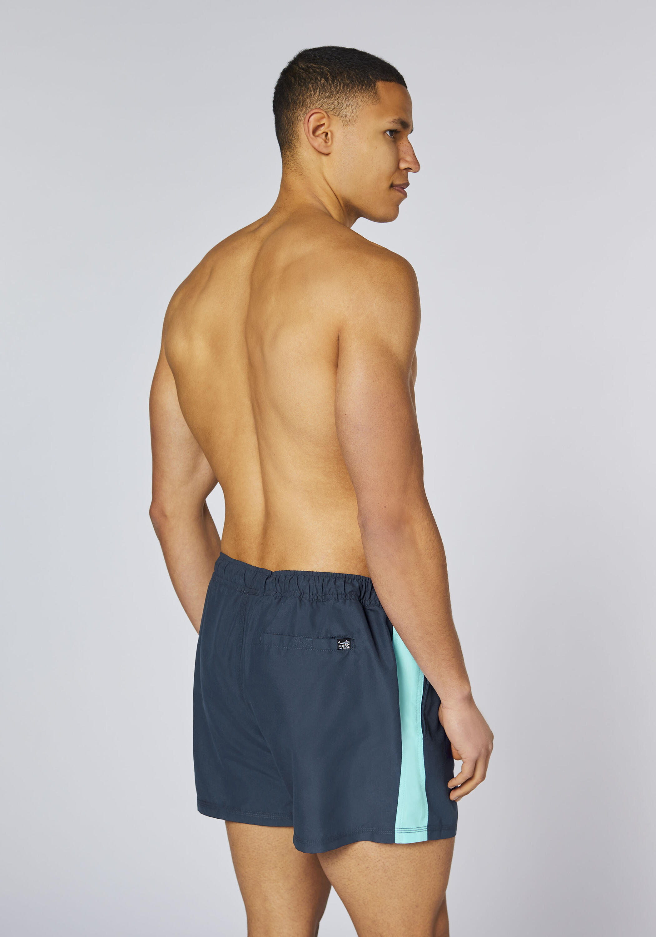 Badehose aus recyceltem Material 5/7
