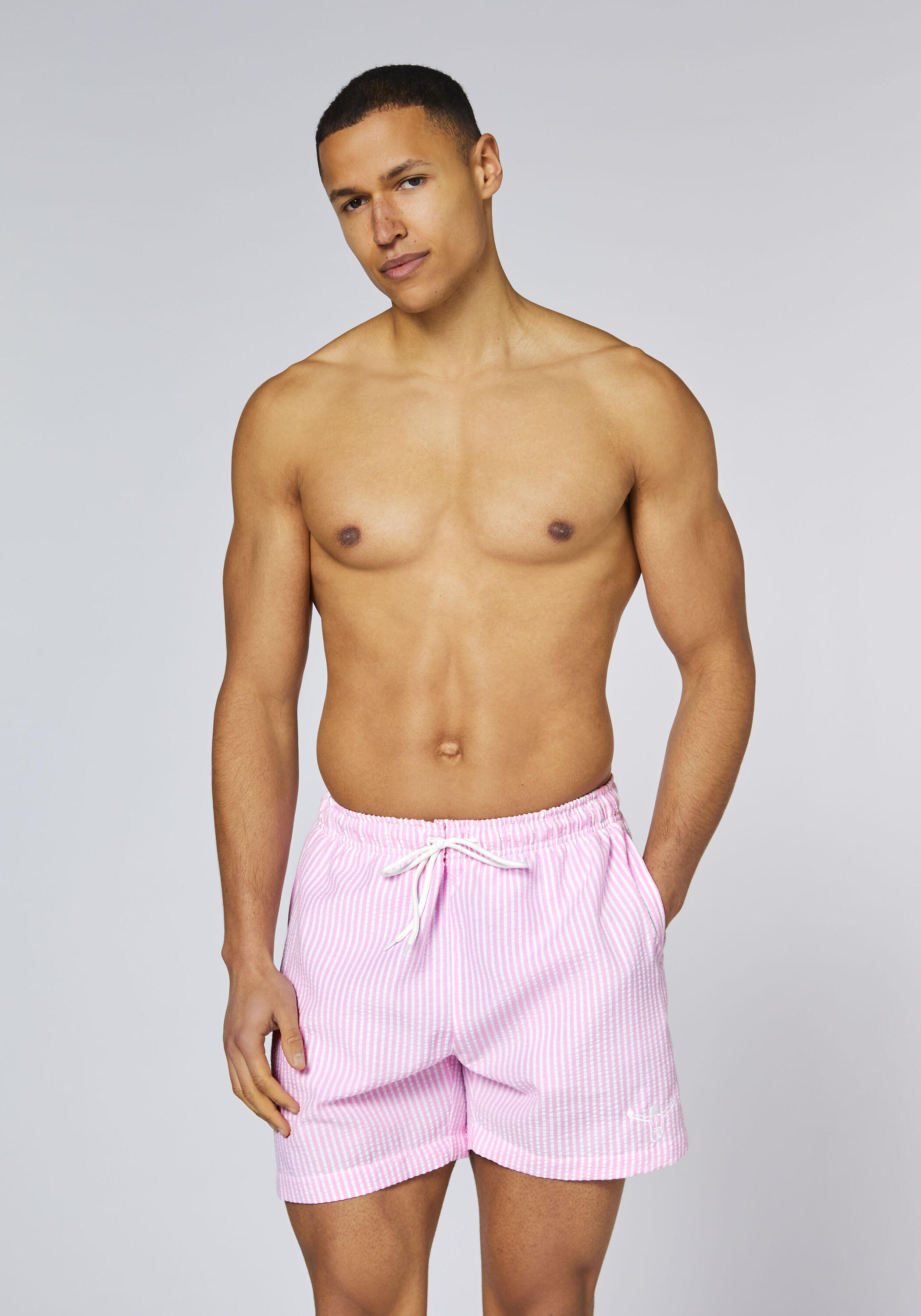 Badeshorts mit strukturierter Seersucker Optik 3/7