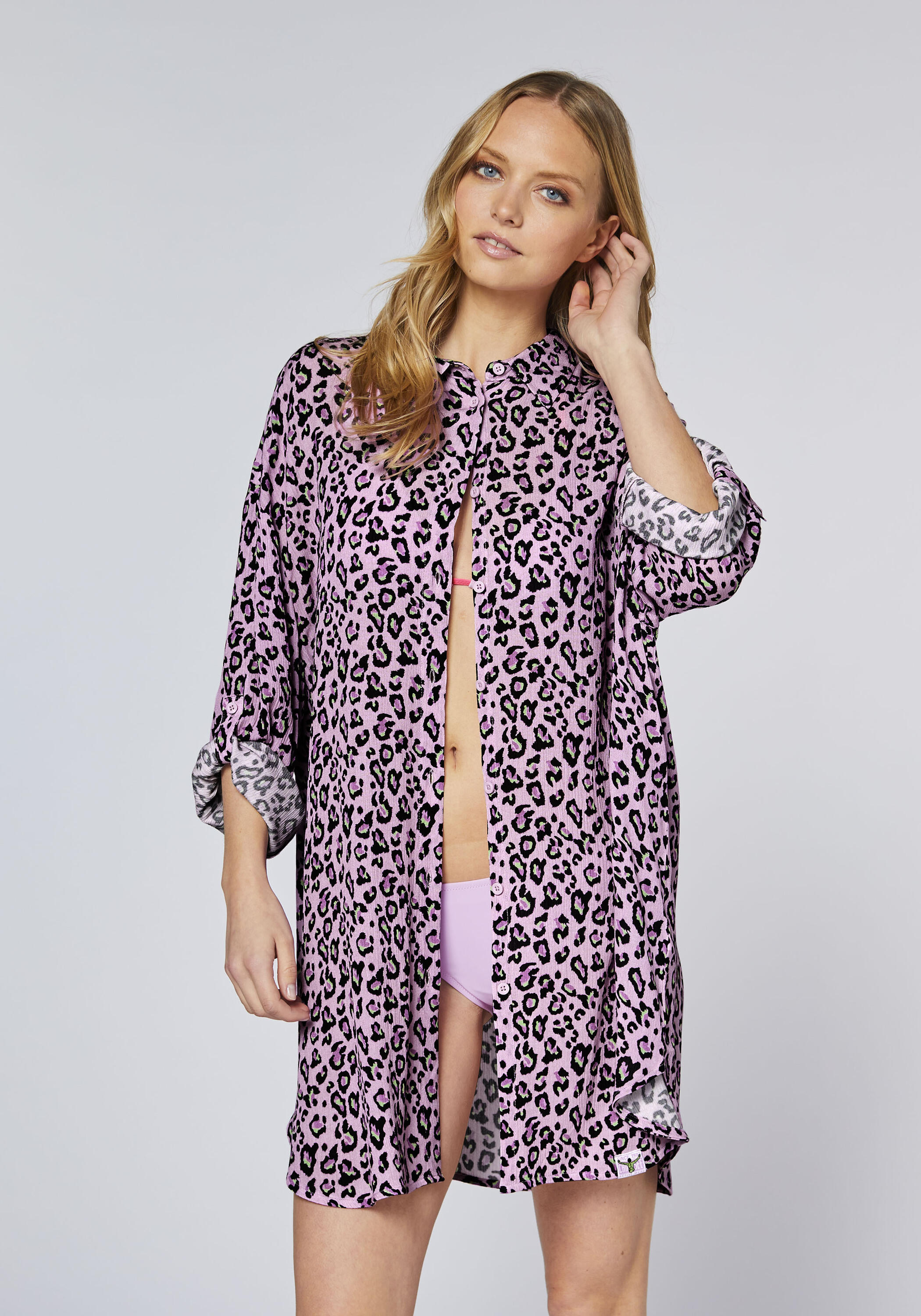 Bluse mit  hochkrempelbaren Ärmeln 3/7