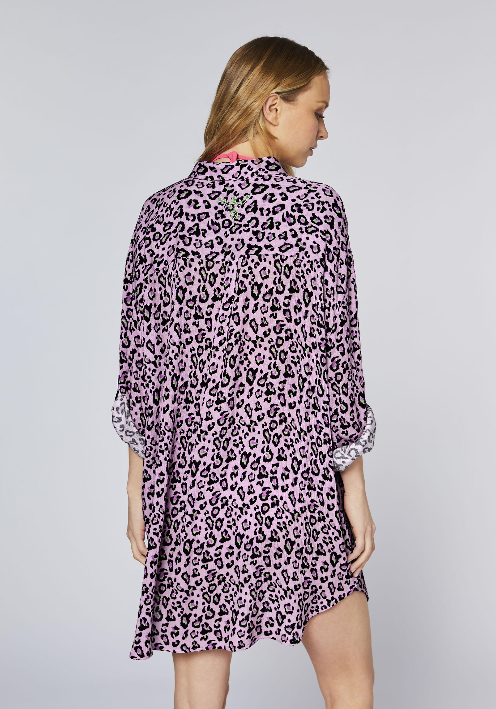 Bluse mit  hochkrempelbaren Ärmeln 4/7