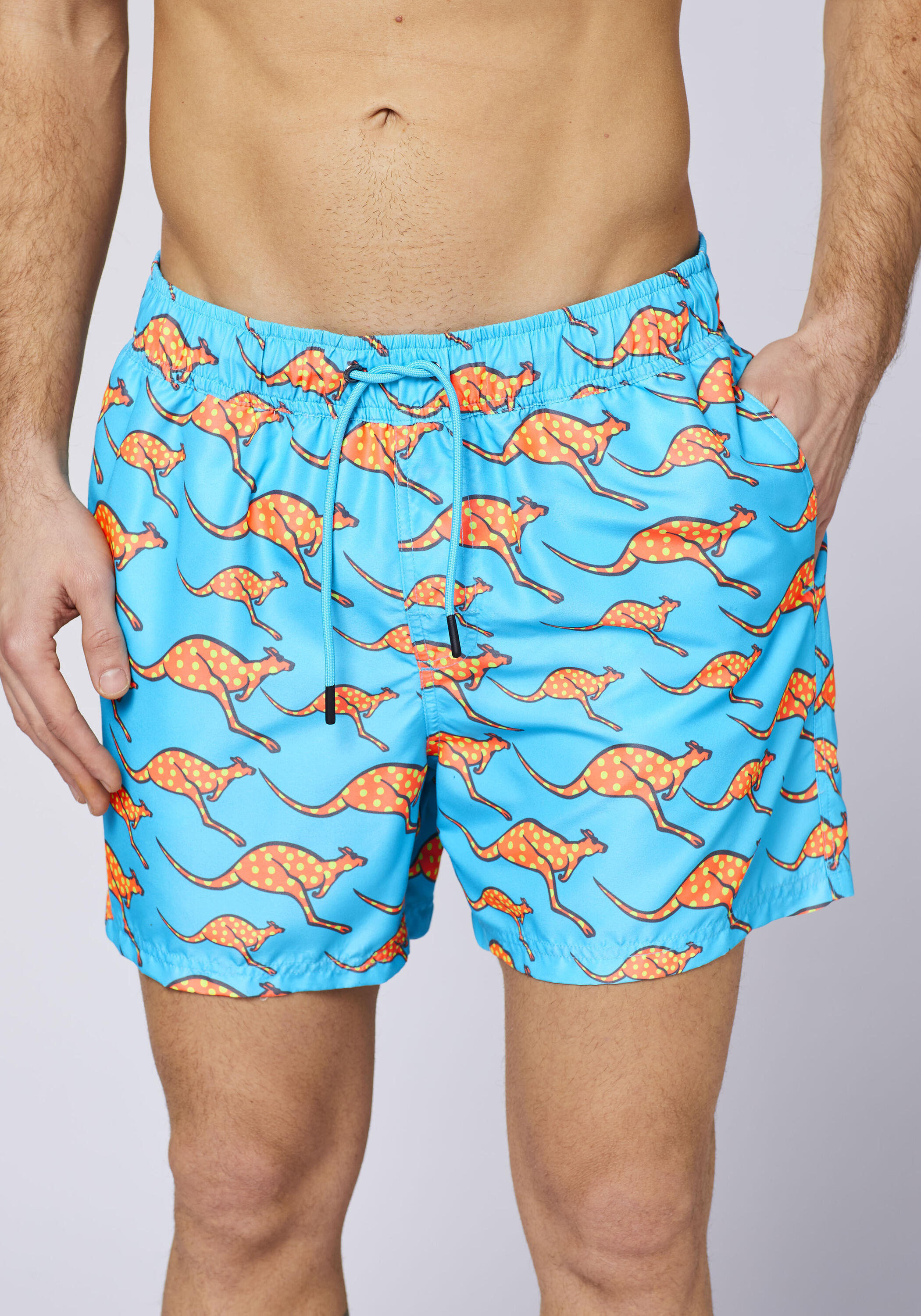 Badeshorts Farbenfrohe Badehose mit Kängurumotiv 6/7