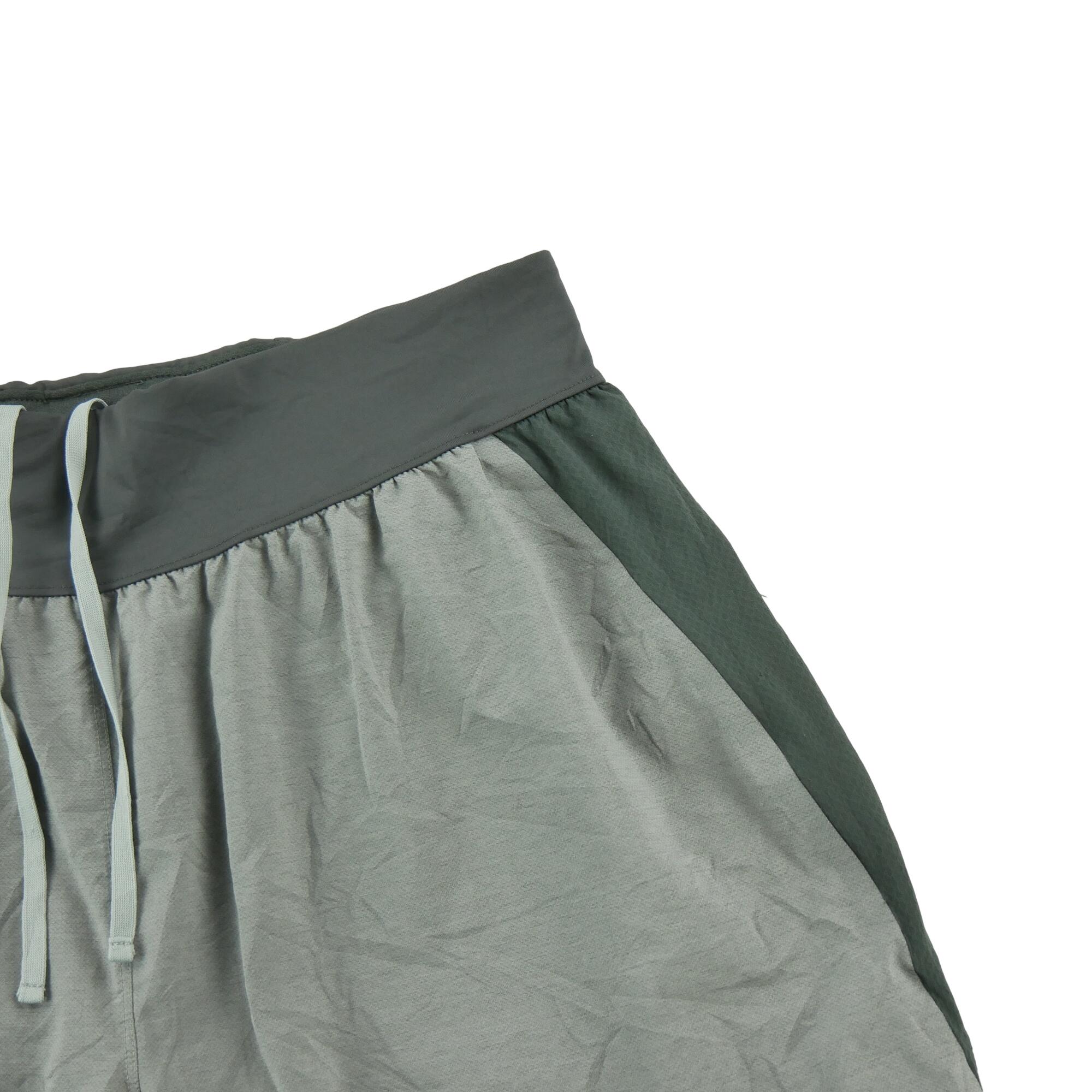 Seconde vie - Short Homme  FlashDry TNF Gris - Excellent 3/7