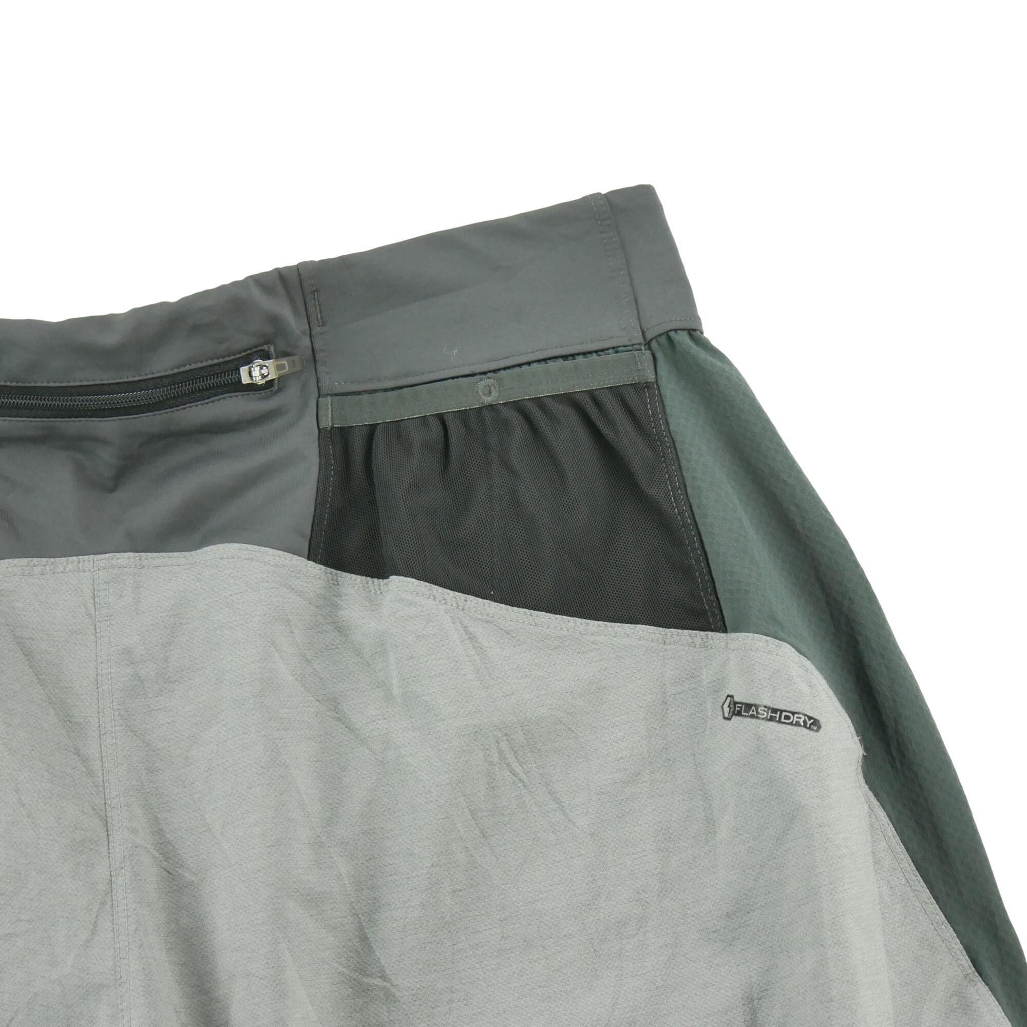 Seconde vie - Short Homme  FlashDry TNF Gris - Excellent 5/7