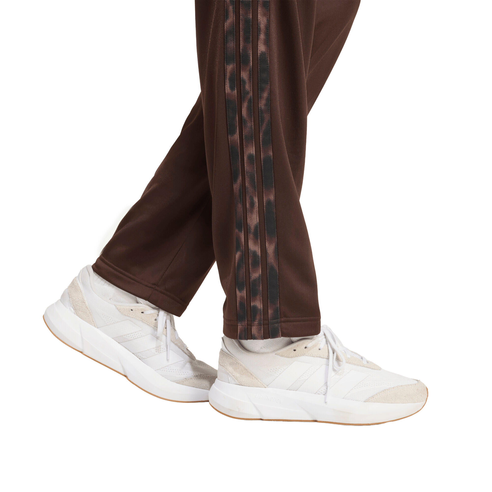 FATO DE TREINO COM 3 RISCAS PADRÃO LEOPARDO 7/7